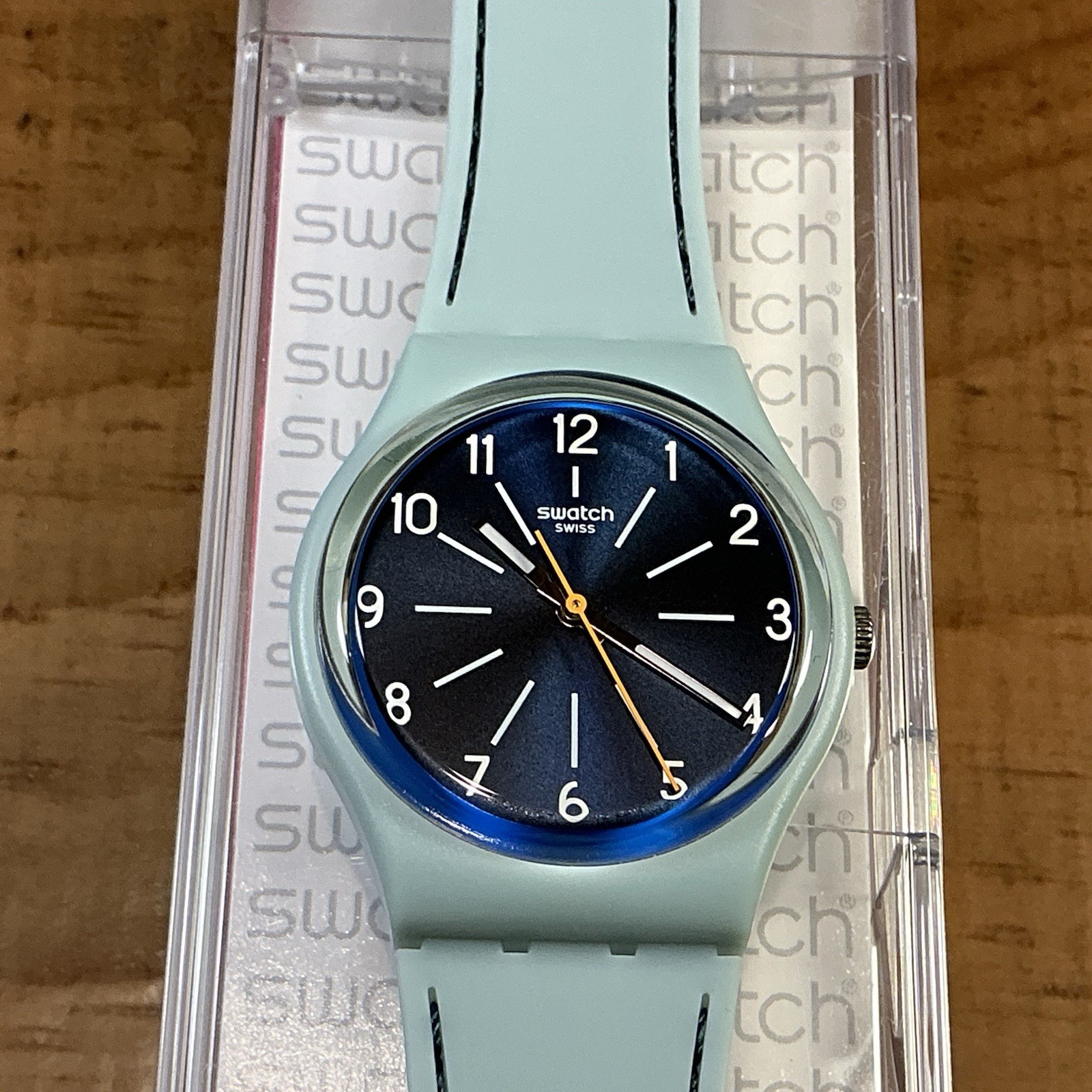 BLUE STITCHES – BEAUTIFUL – NEW IN BOX [ 34mm ]