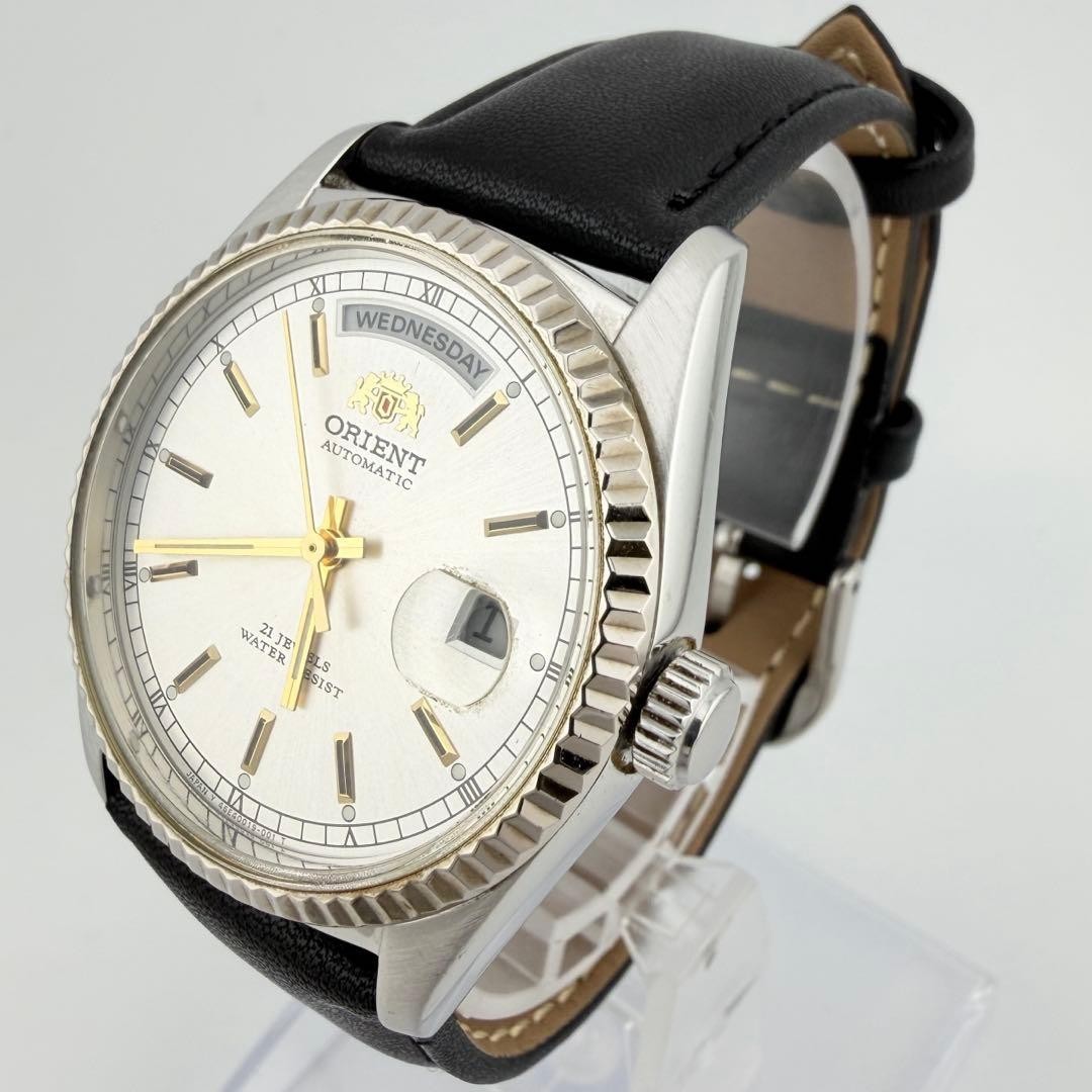 ORIENT Men’s Silver Day-Date Automatic Watch