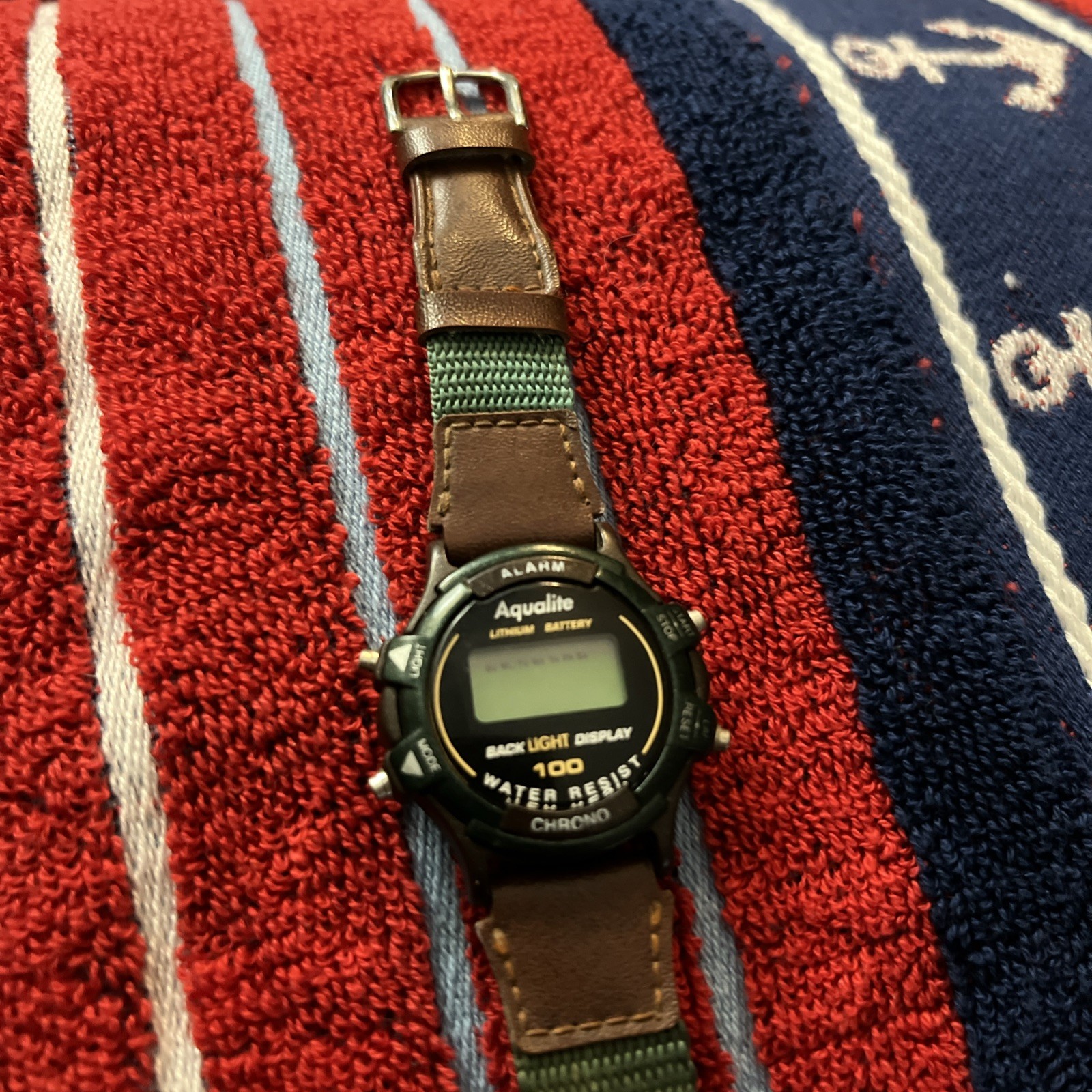 Vintage Mens Aqualite Chrono WR 100 ft Back Light Brown