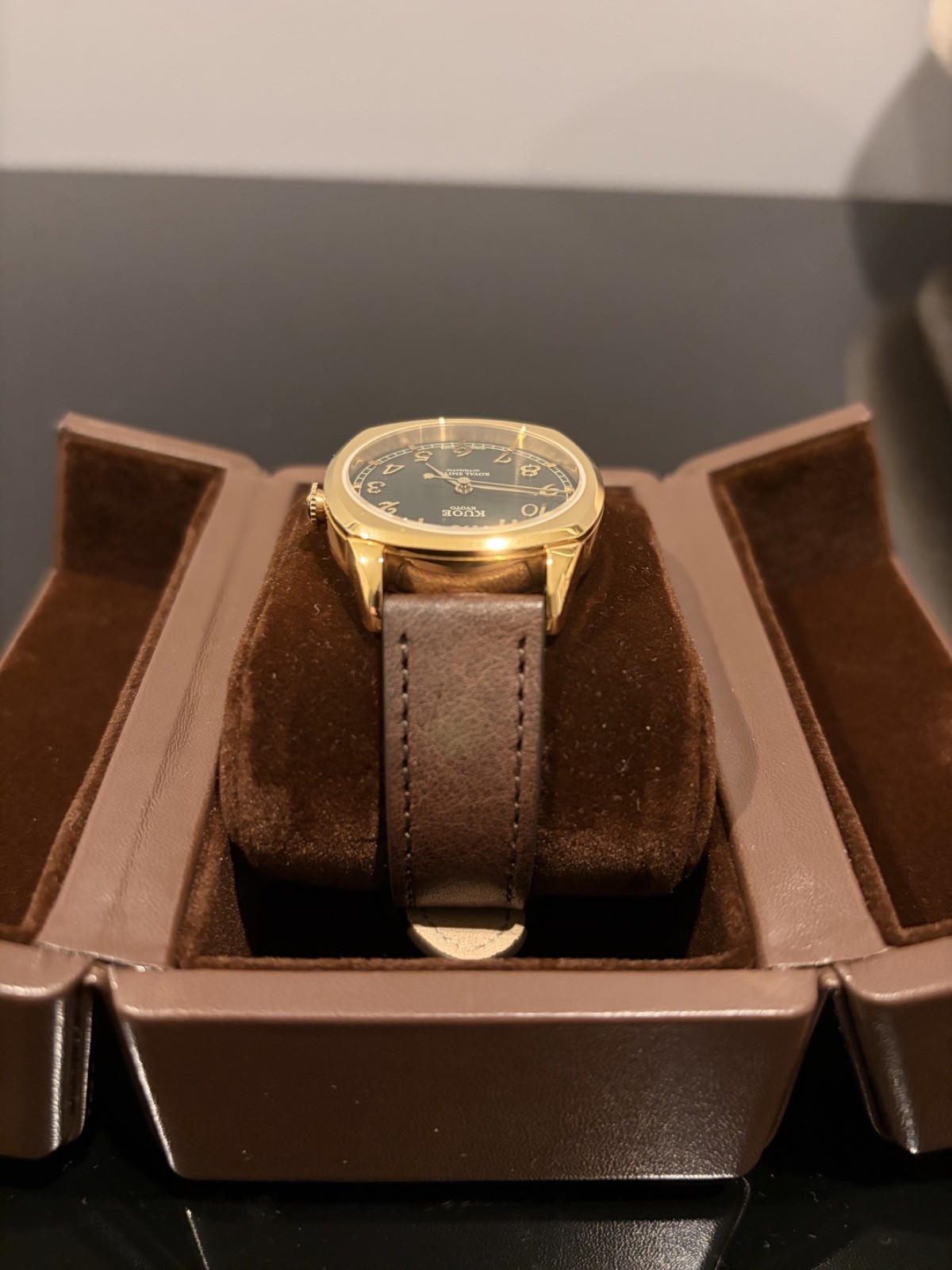 KUOE Kyoto Royal Smith 90-008 Gold Case Green Dial — Discontinued, Full Set
