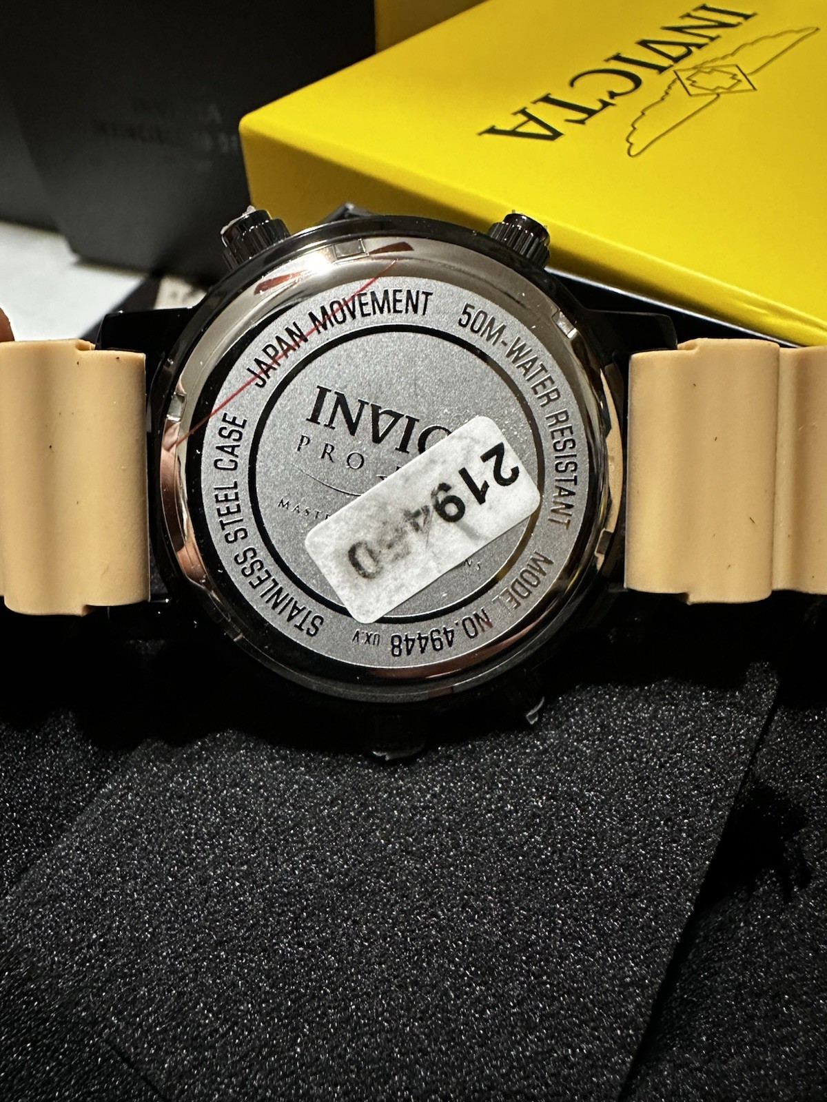 Invicta Pro Diver DigiQuartz Men’s Watch – 46.5mm, Tan (49448) (msrp: 130)