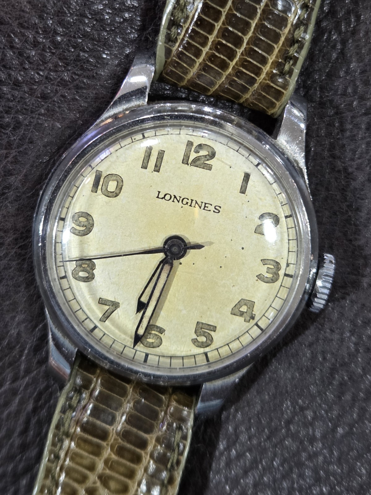 1940s Longines military-style WW 2 Aviator Pilot Caliber 12.68N Wristwatch