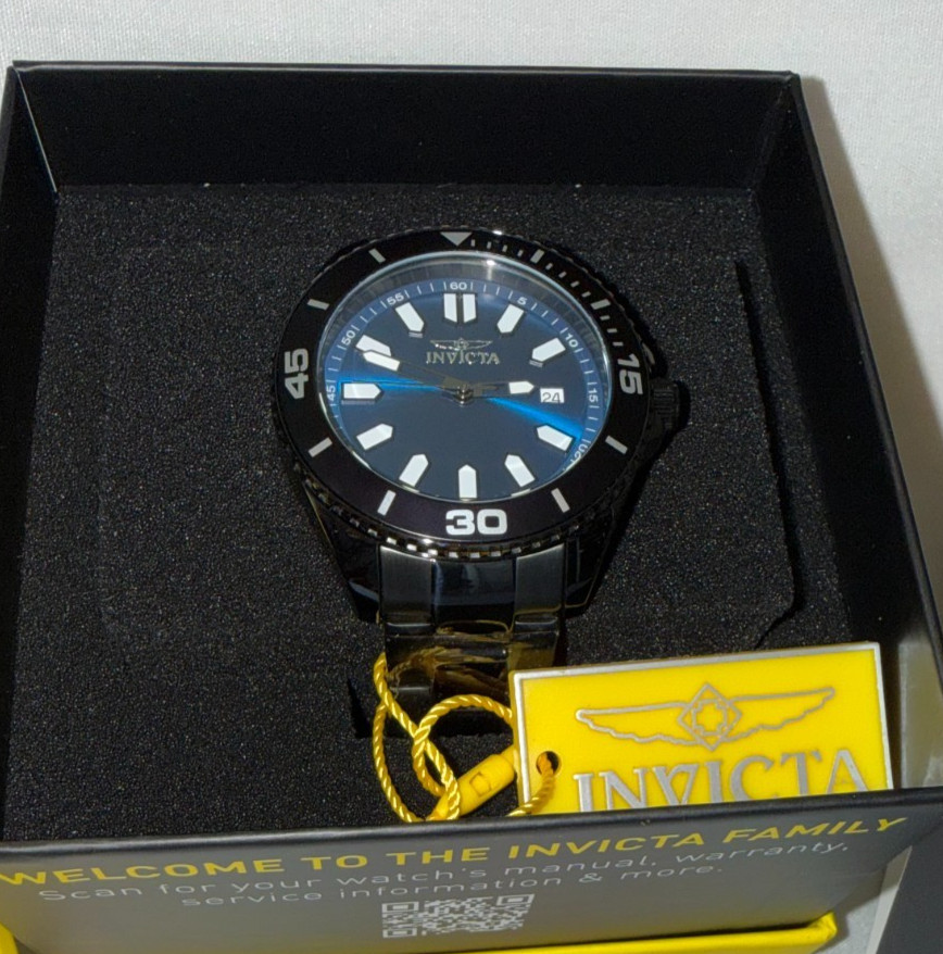 Invicta 46320 Pro Diver Men’s 43mm Blue Sunray Date Dial Black Stainless Watch
