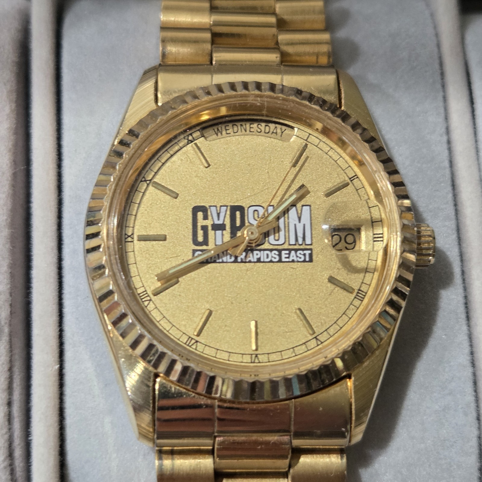 Men Flutes Bezel Watches lot. 8 Great Working Watches Various Brands Pre-owned