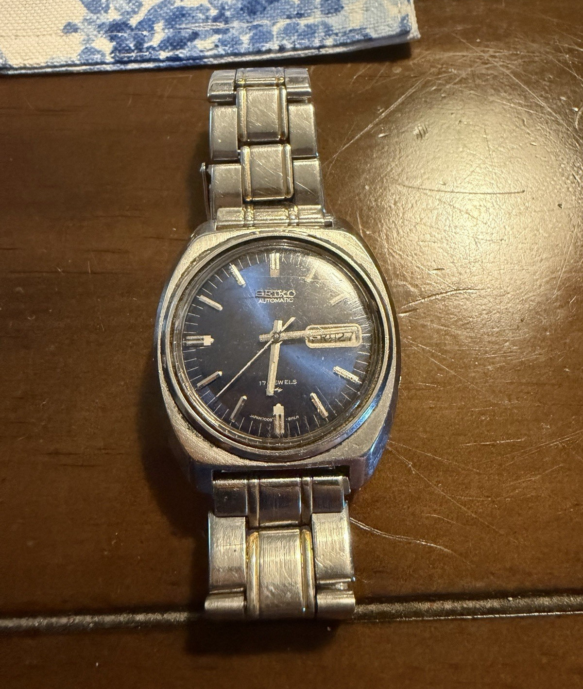 Seiko 5 Men’s Automatic 17J Blue Dial Day/Date Silver Steel Bracelet