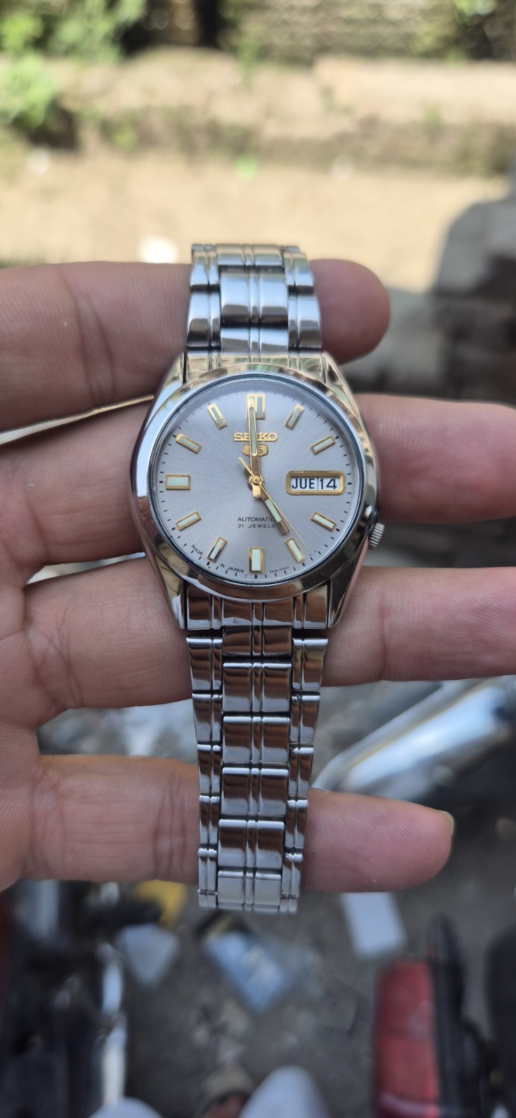 Seiko 5 Automatic Glass Back