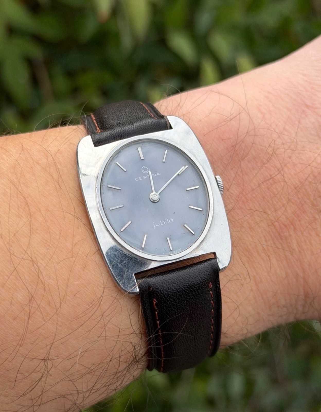 Vintage Certina Jubilé 4001-173 Manual Winding 1960 Men’s Watch 30 MM x 37.5 MM