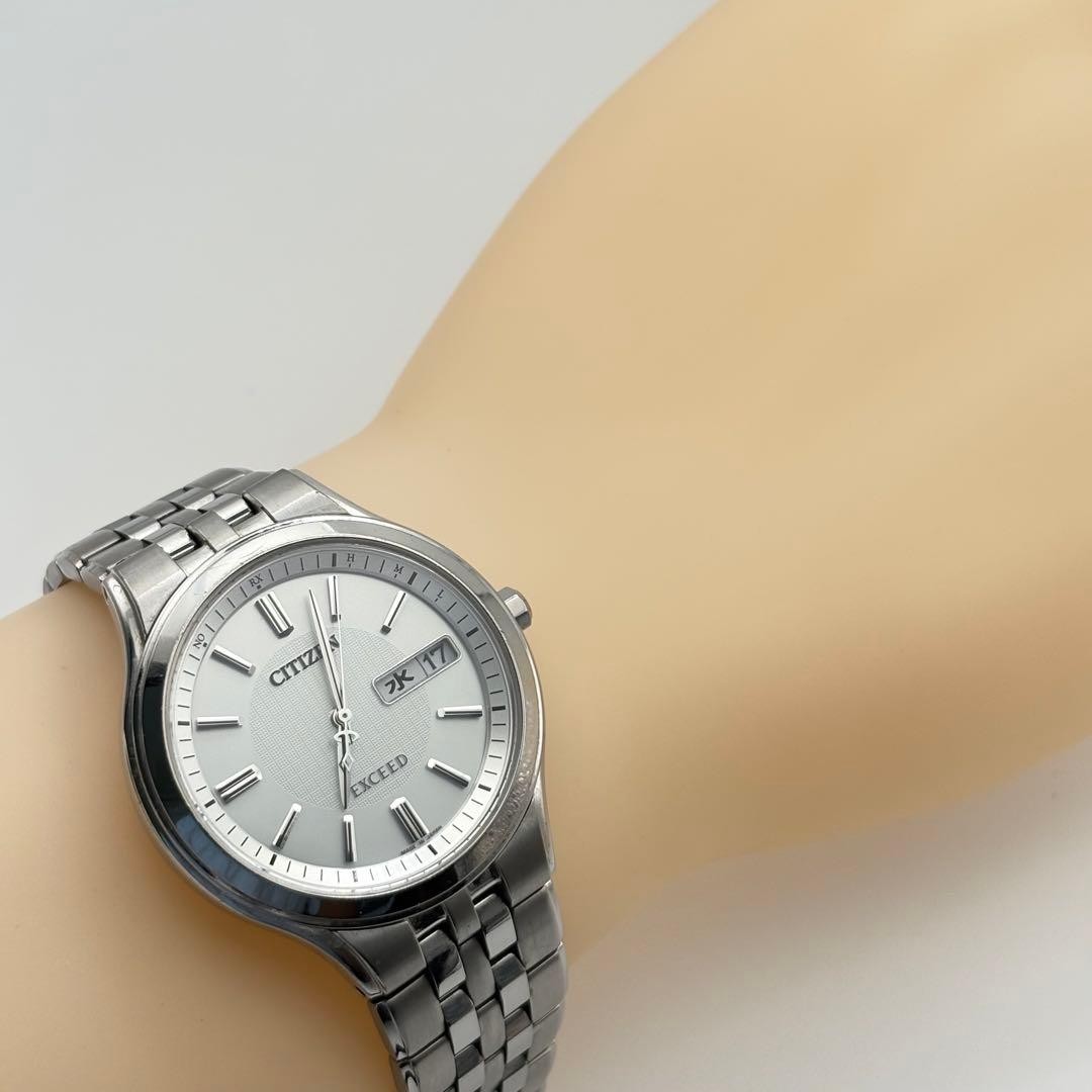 CITIZEN EXCEED H100 T018661 Radio Solar Watch Titanium