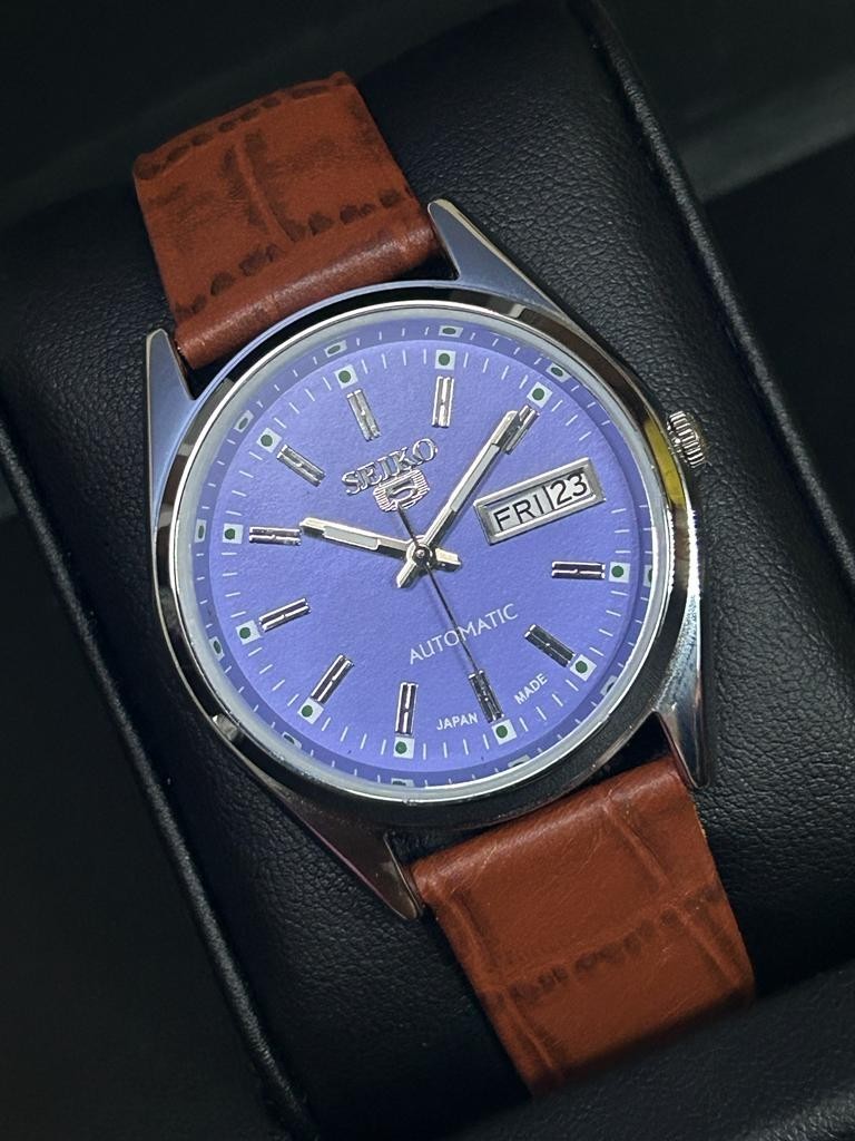 Vintage Seiko Refurbished Purple Dial Day / Date Men’s Wrist Watch Japanese