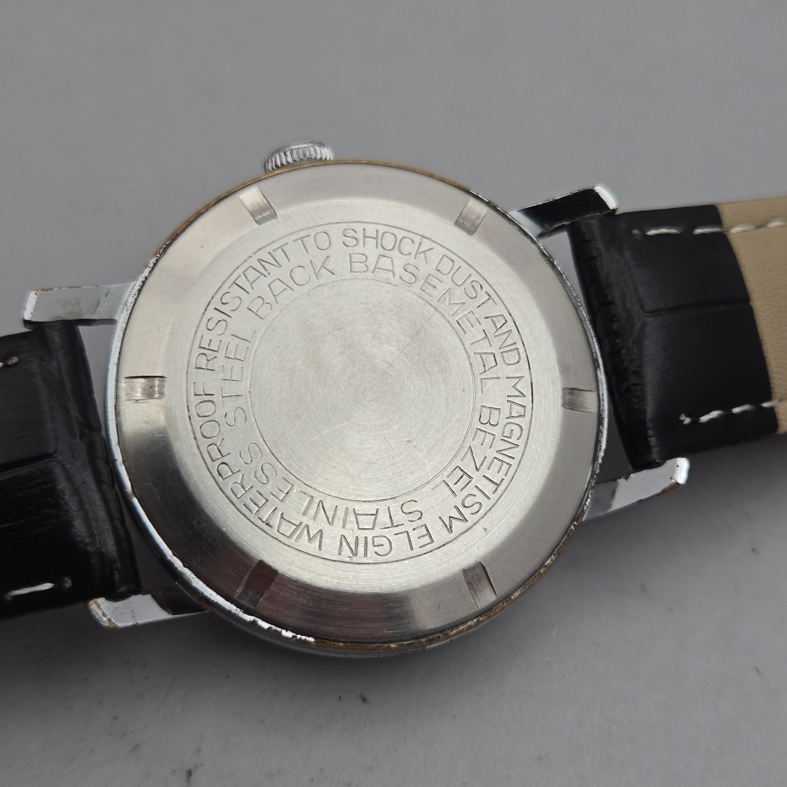 Vintage ELGIN men’s manual wind watch Linen dial Germany 1960s