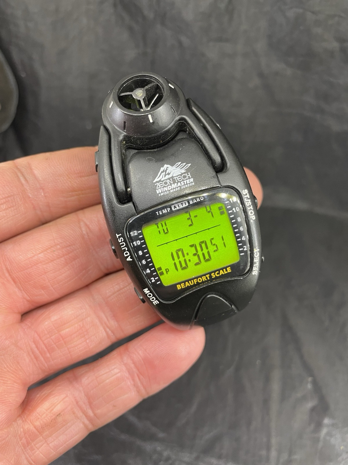 Unusual Zeon Windmaster. reads altitude, pressure, temperature, Windspeed.Chrono