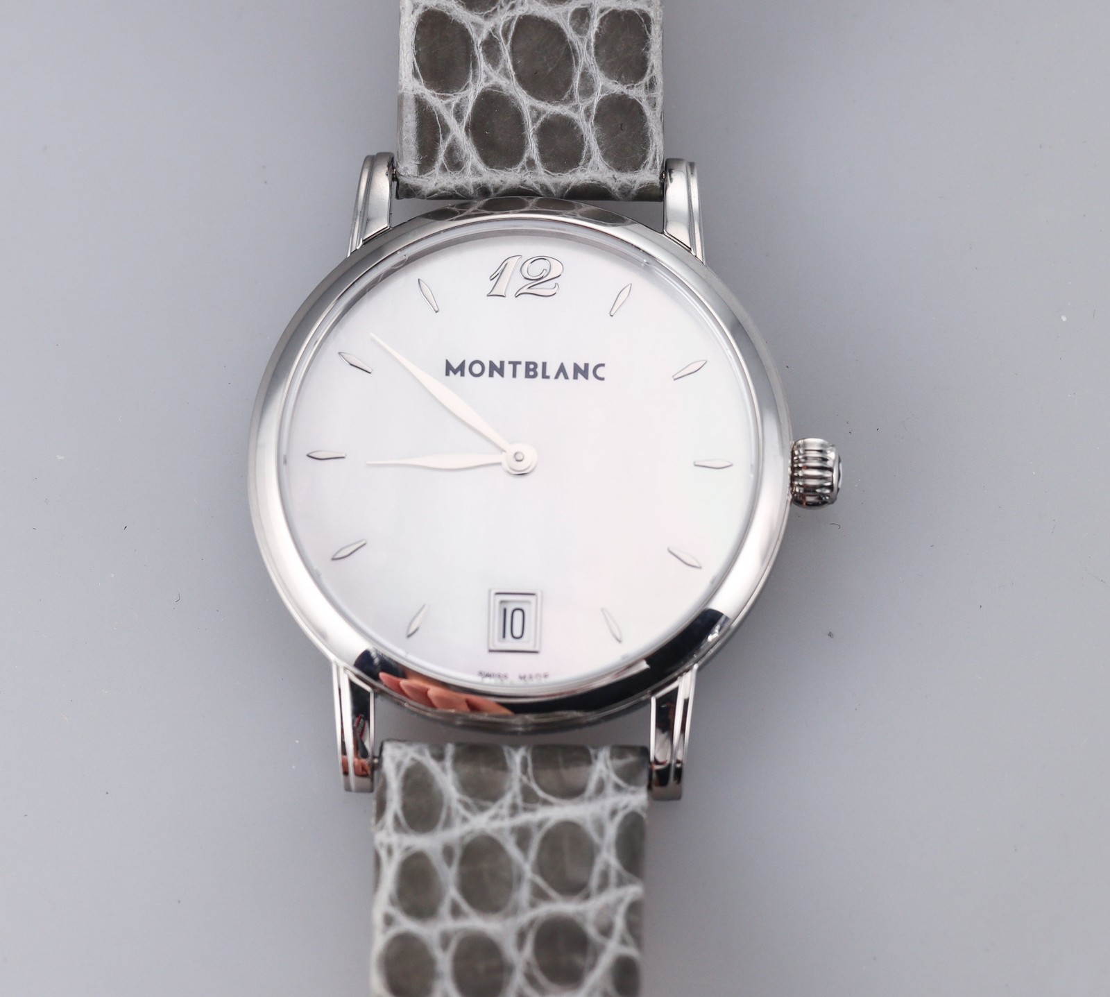 Montblanc Star Classique Mother of Pearl Ladies Quartz Watch 108766