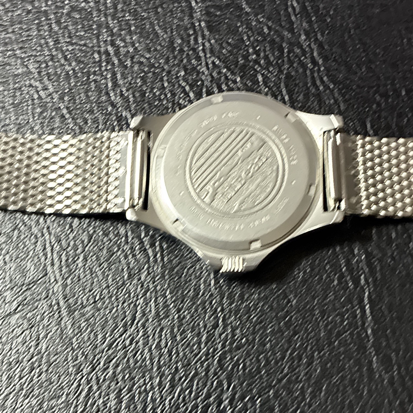 L.L.Bean Swiss Quartz 300 ft Black Dial Date Wristwatch w/ Silver Mesh Band