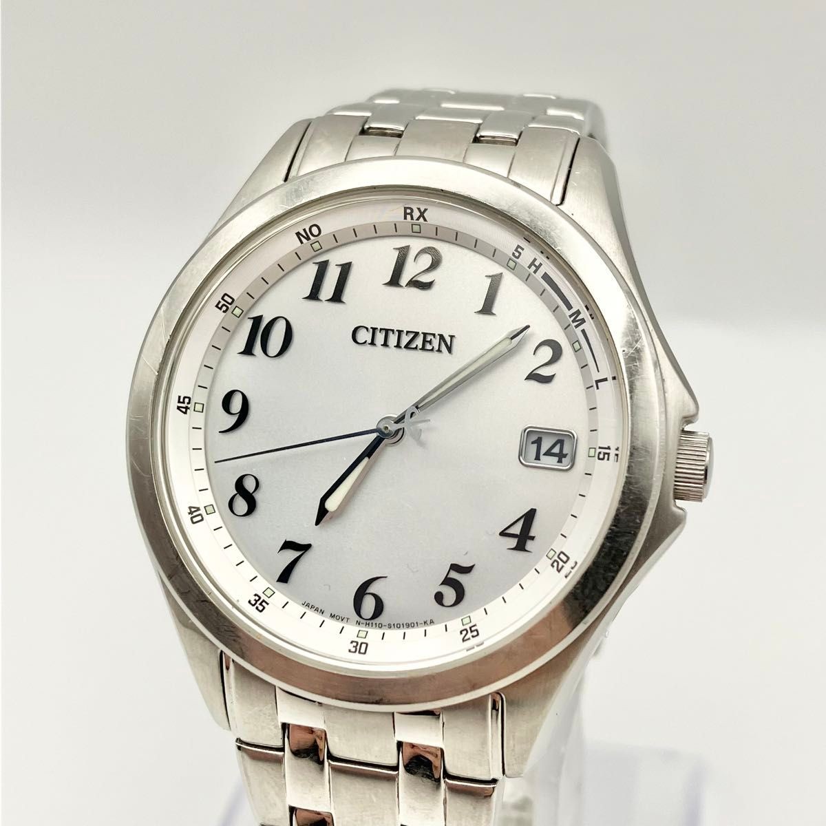 Working Condition CITIZEN Radio Solar H110 White Dial Metal Band Men’s Wristwatc