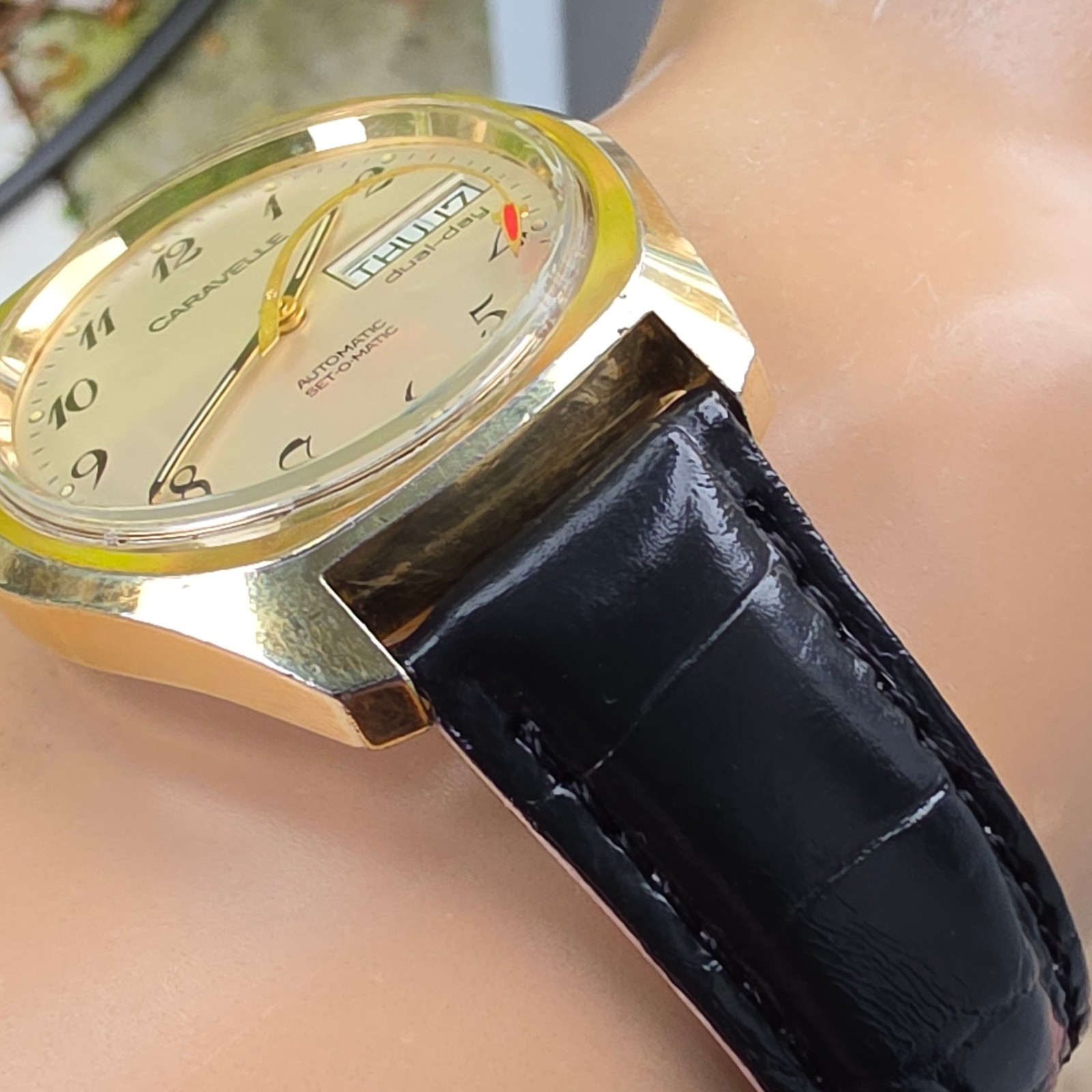 Vintage CARAVELLE men’s automatic watch day/date Rocket second hand germany 1978