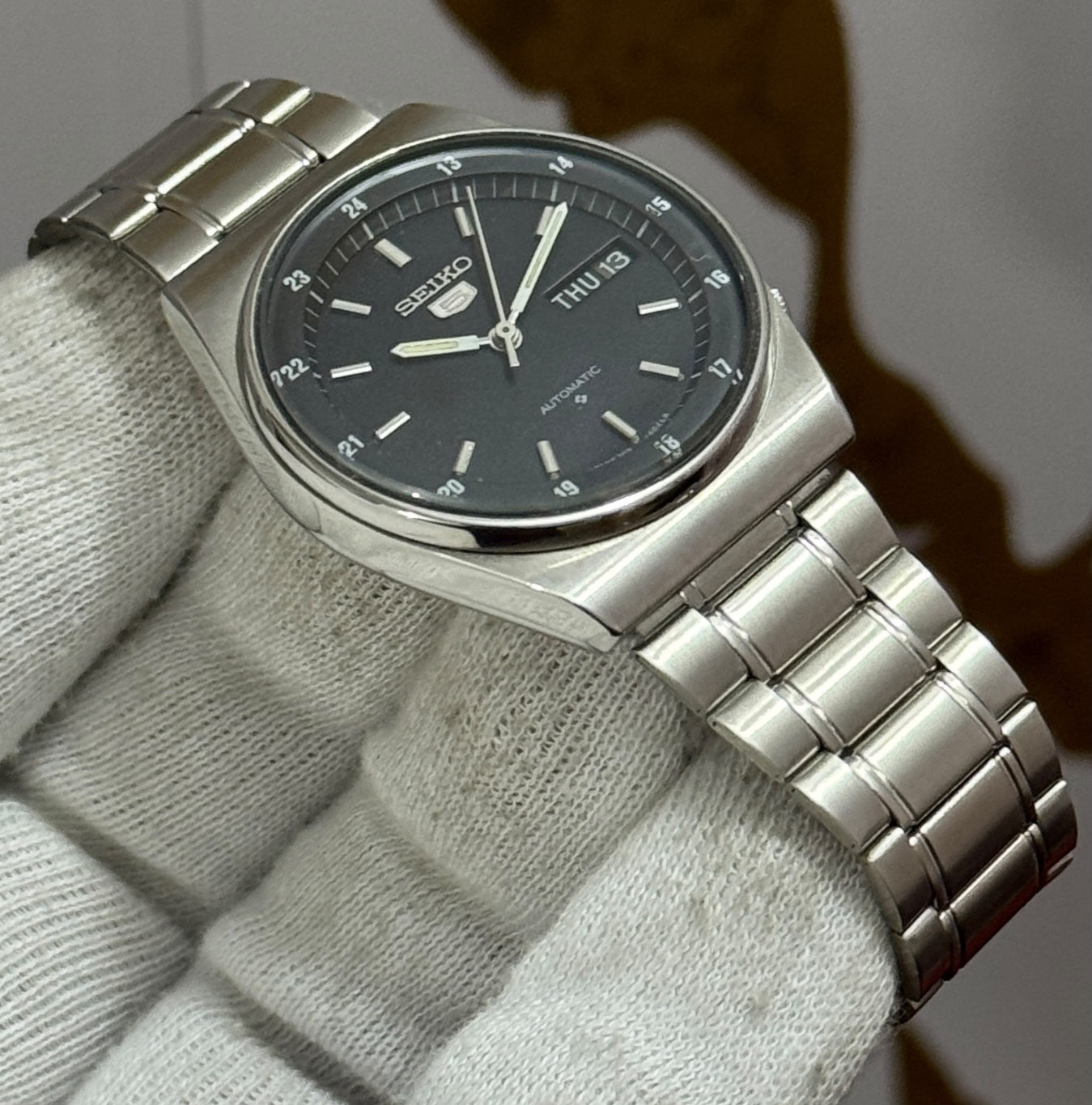 Seiko 5 Men’s Automatic Black Dial Day/Date 24H SS Bracelet Excellent Condition