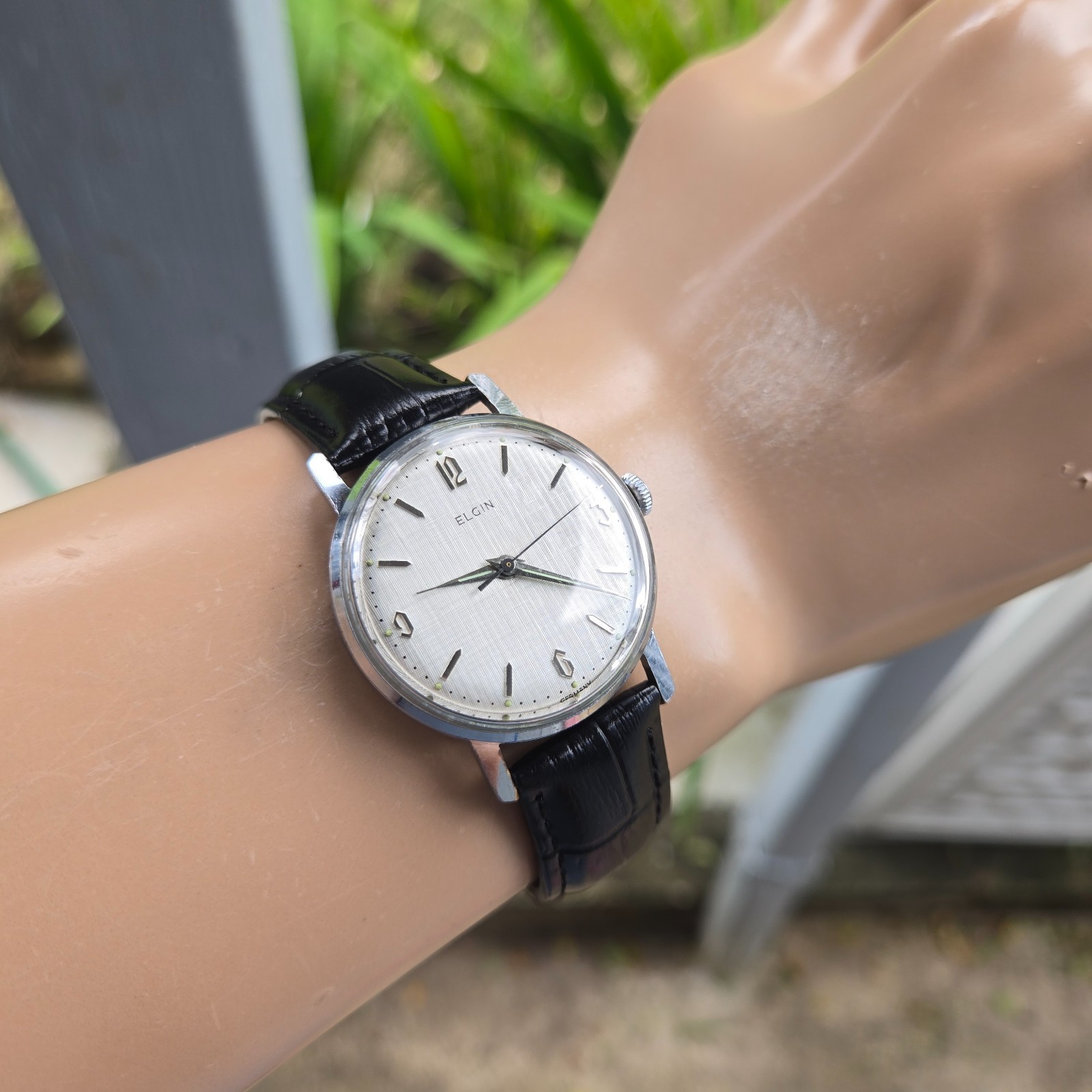 Vintage ELGIN men’s manual wind watch Linen dial Germany 1960s