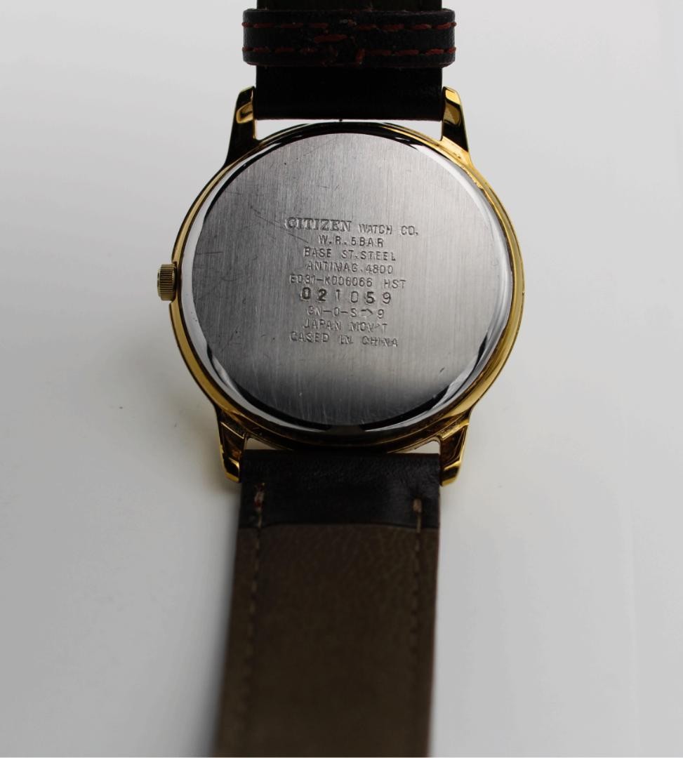 Citizen Eco-Drive E031-K006066 Men’s Watch (Working Condition) 【USED】