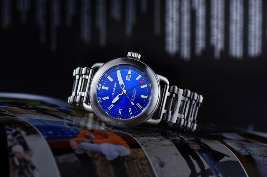 NEW! ARAGON Millipede SunRay Blue Dial GMT Automatic Mnmt Watch 24 HR Dial 44mm