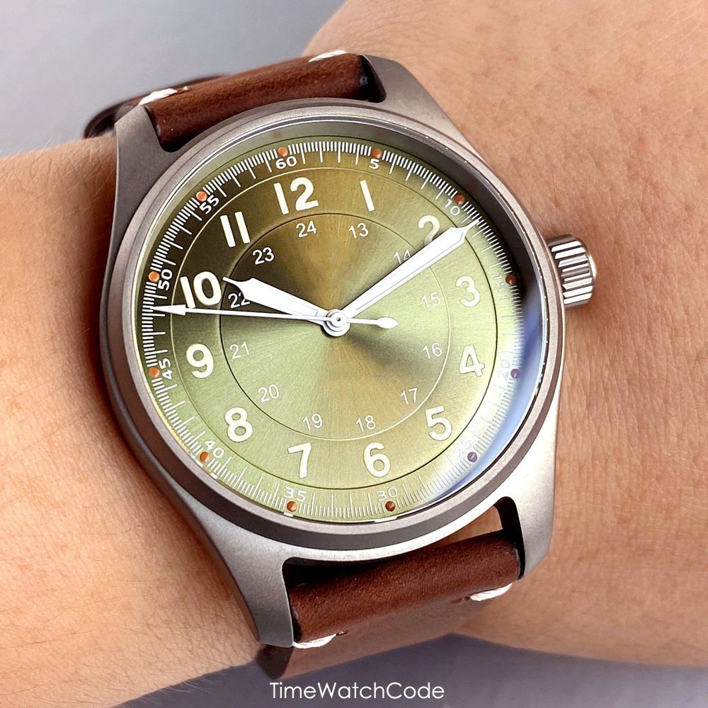 Ti-2 Titanium NH35A Pilot Automatic Men Watch 20BAR Green Sapphire Crystal 39mm