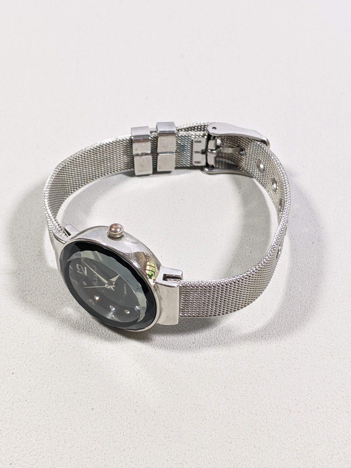 Peck & Peck Black Dial Raised Crystal Silver Tone Mesh Style Band Watch 8.5 In.