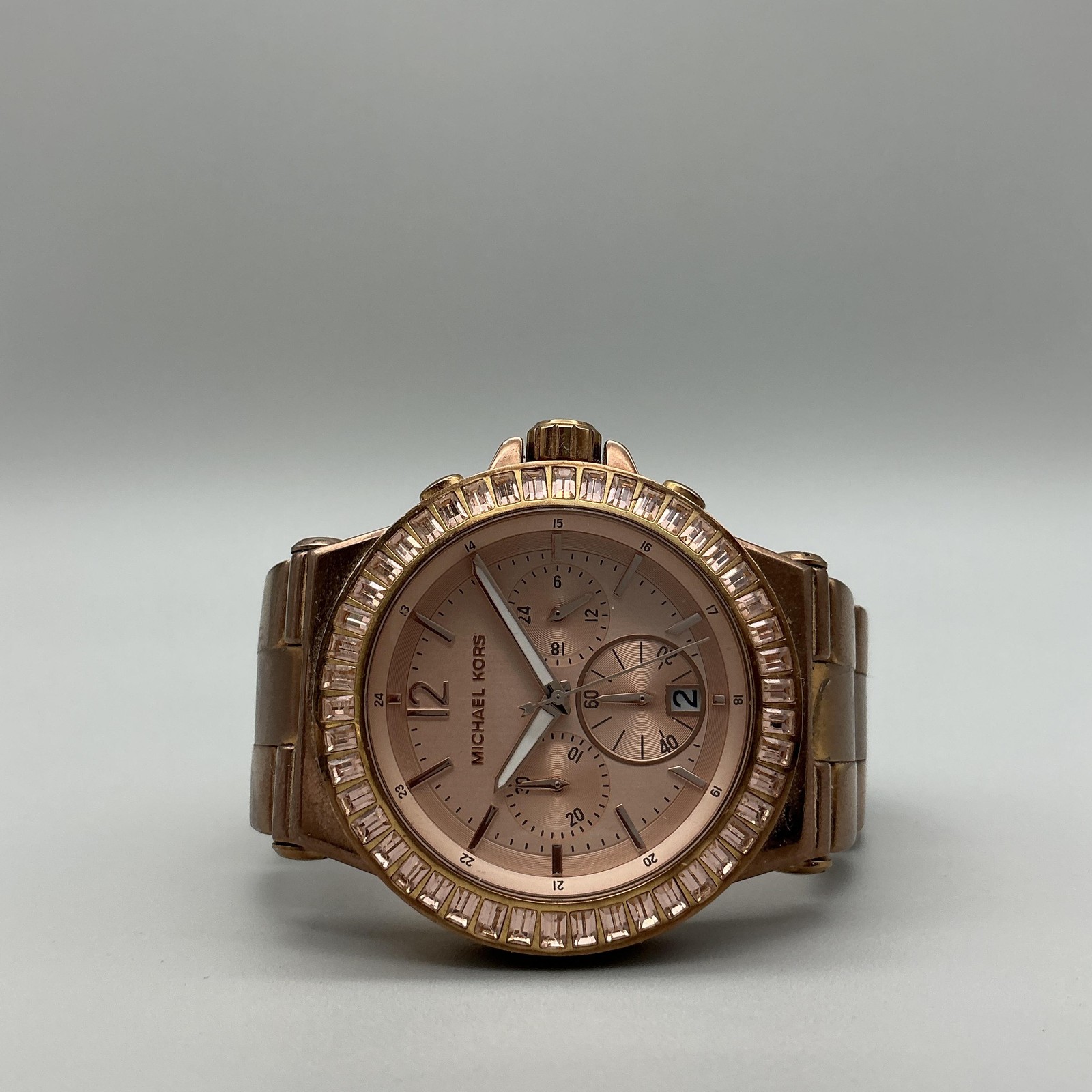 Michael Kors Dylan Womens Watch 43mm Chronograph MK5412 New Battery 6.25″