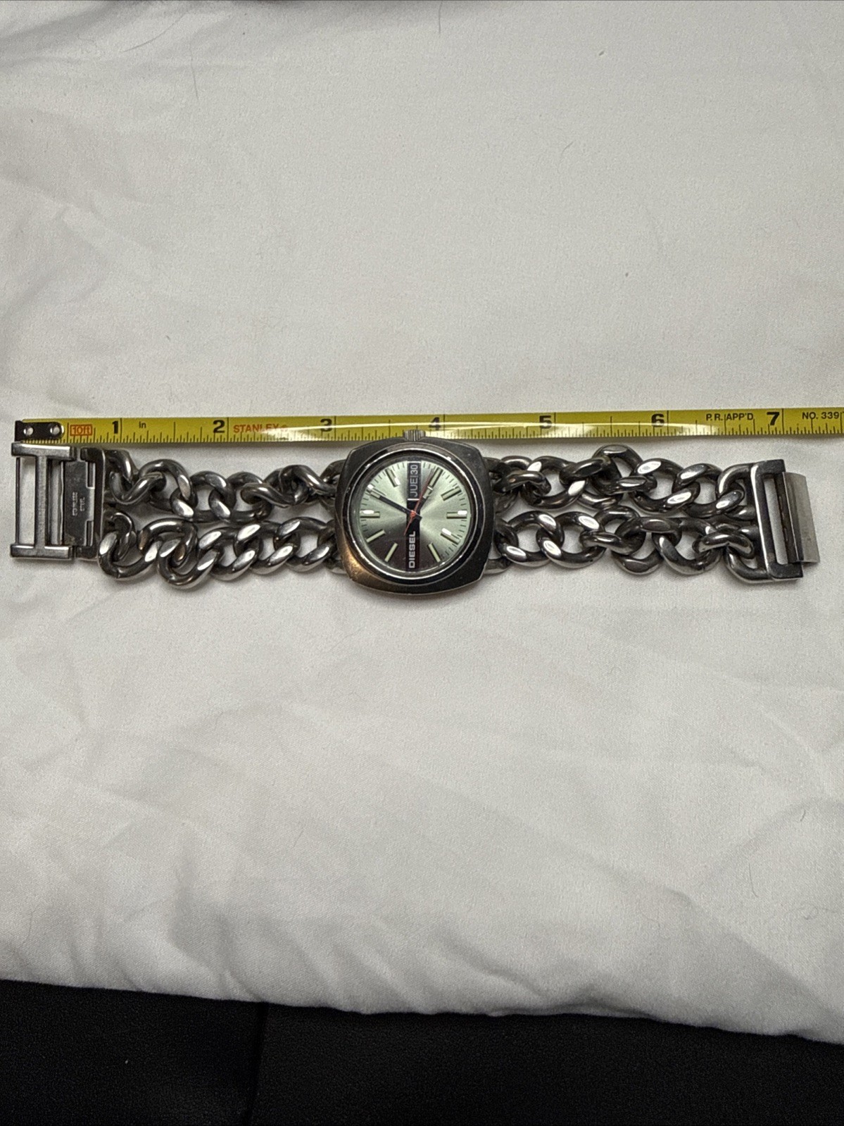 Vintage Diesel DZ-2091 Dual Chain Quartz Watch Japan 10 Bar Lug To Lug 7”
