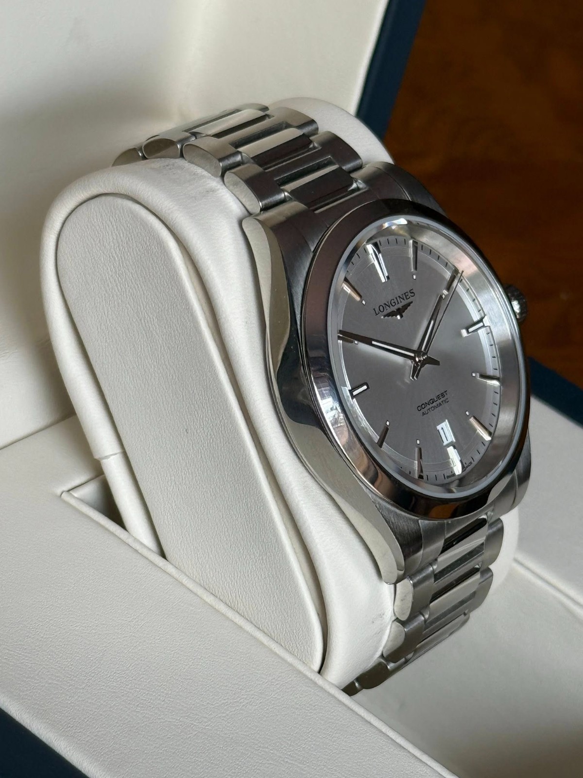 LONGINES CONQUEST 41MM – PRE-OWNED & BEAUTIFUL – REF. L38304726 – BOX & PAPERS