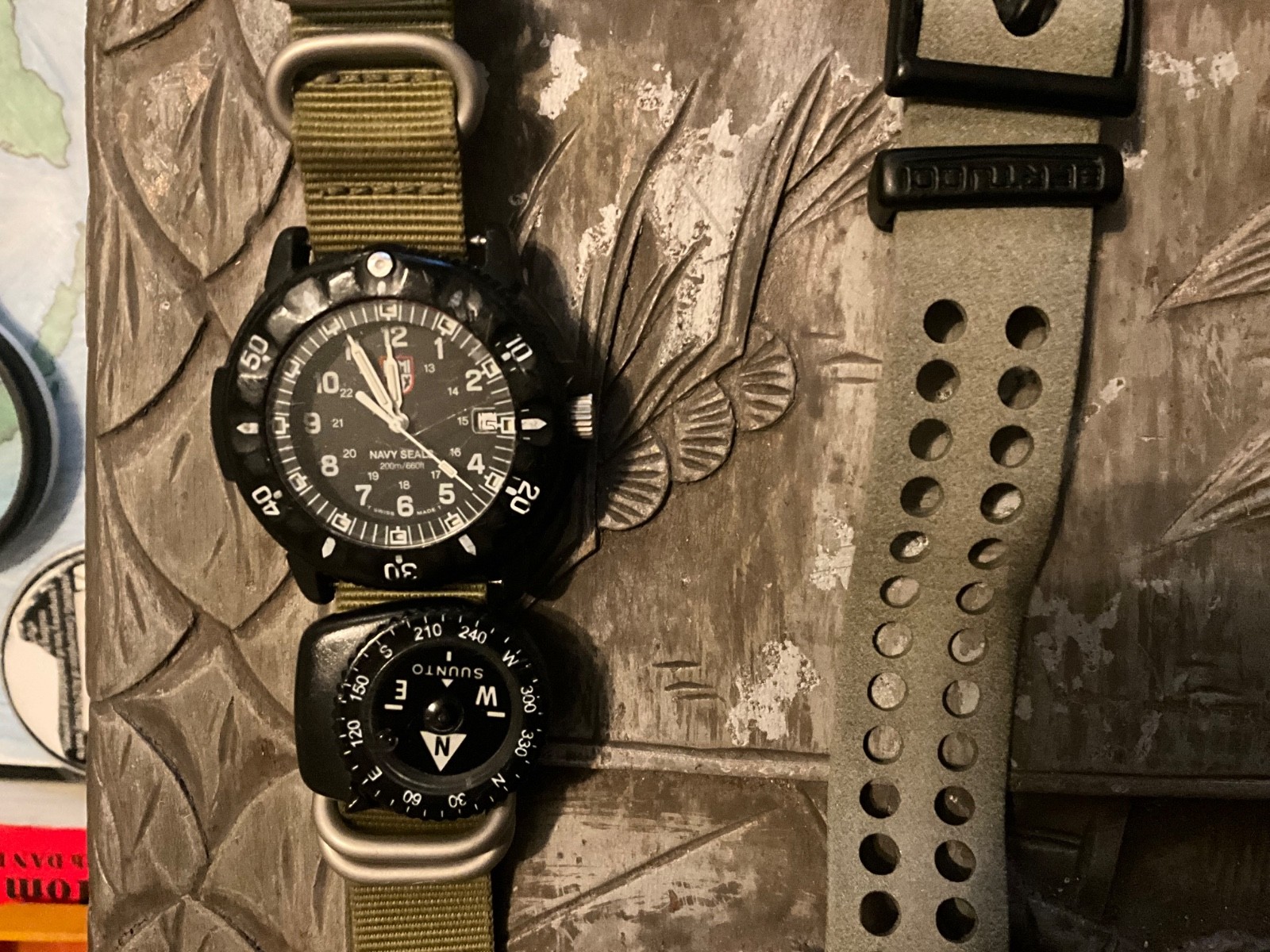 Custom Everglades Survival Watch -Luminox original vintage w/ 2 bands & Compass