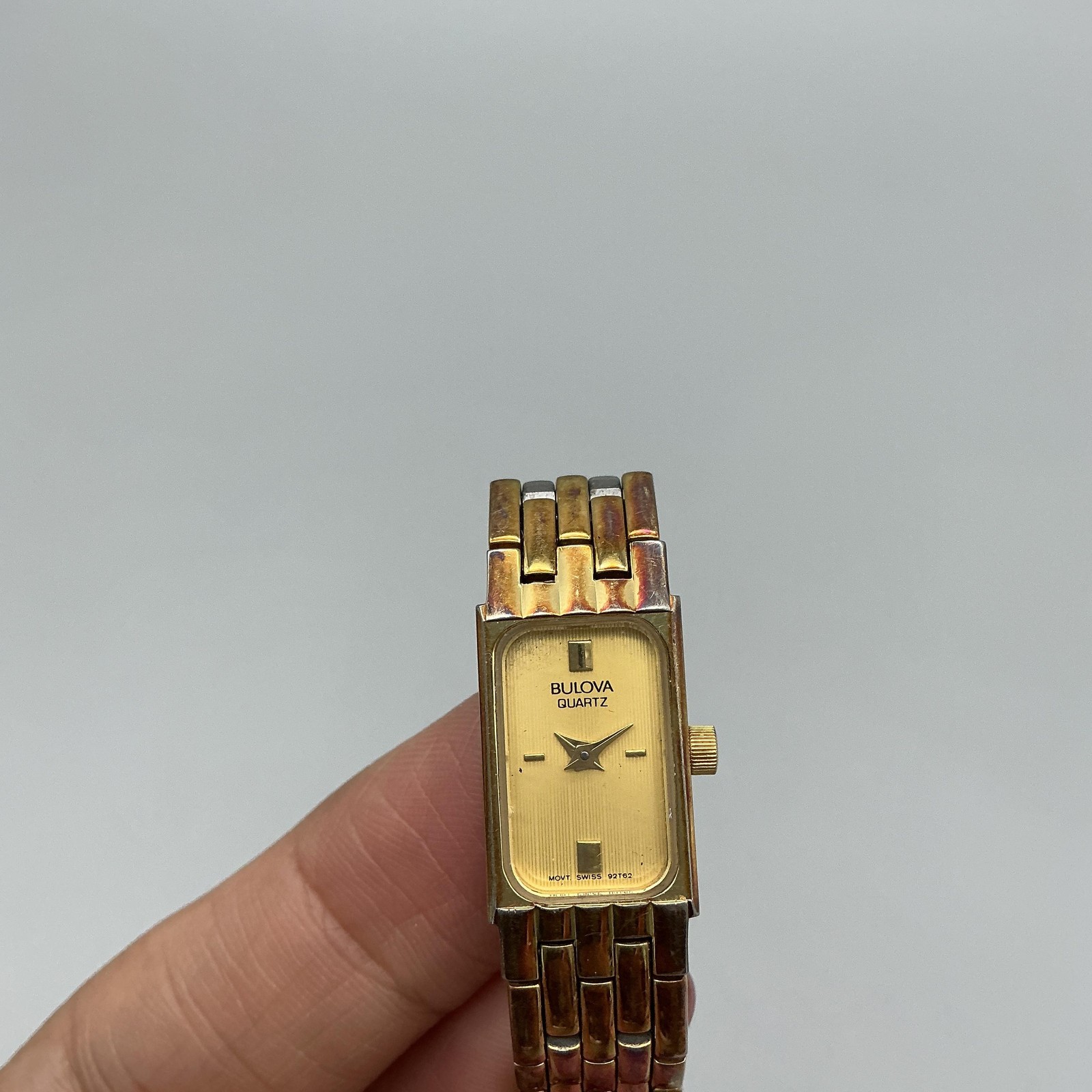 Vintage Bulova Womens Watch 12mm Champagne Dial Gold Tone New Battery 6.5″