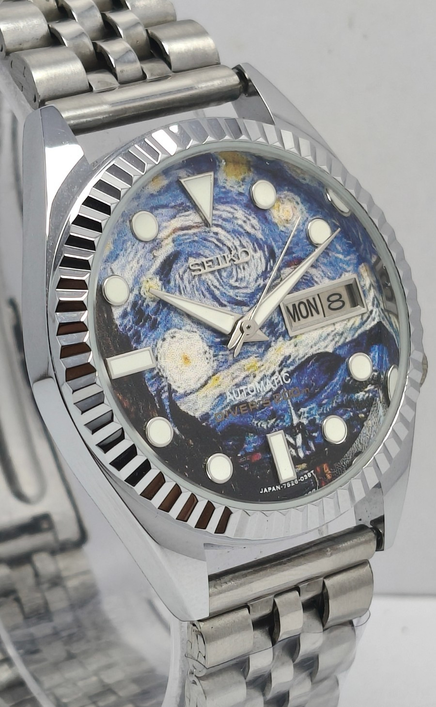 Seiko Automatic 17 Jewels Date Wrist Watch For Men’s In Working Condition