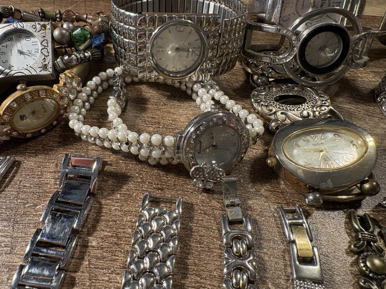 Women Watch Lot Of (42) Untested,Silver/Gold Tone,Gemmed,Ladies Quartz Watches