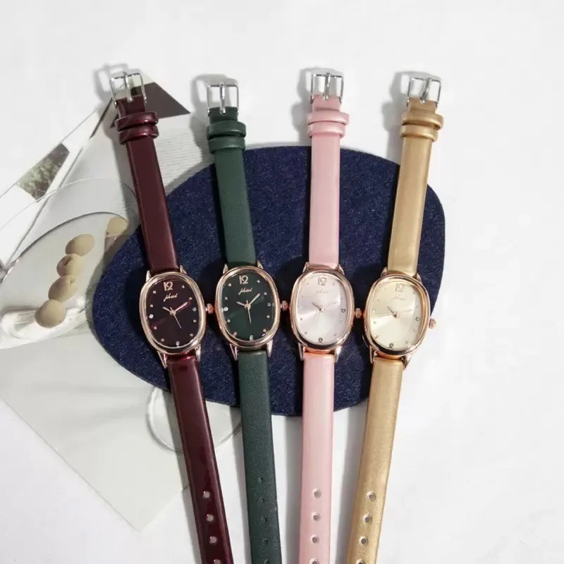 Women’s Quartz Watch With Oval Dial Featuring Ordinary Glass Mirror And PU Strap