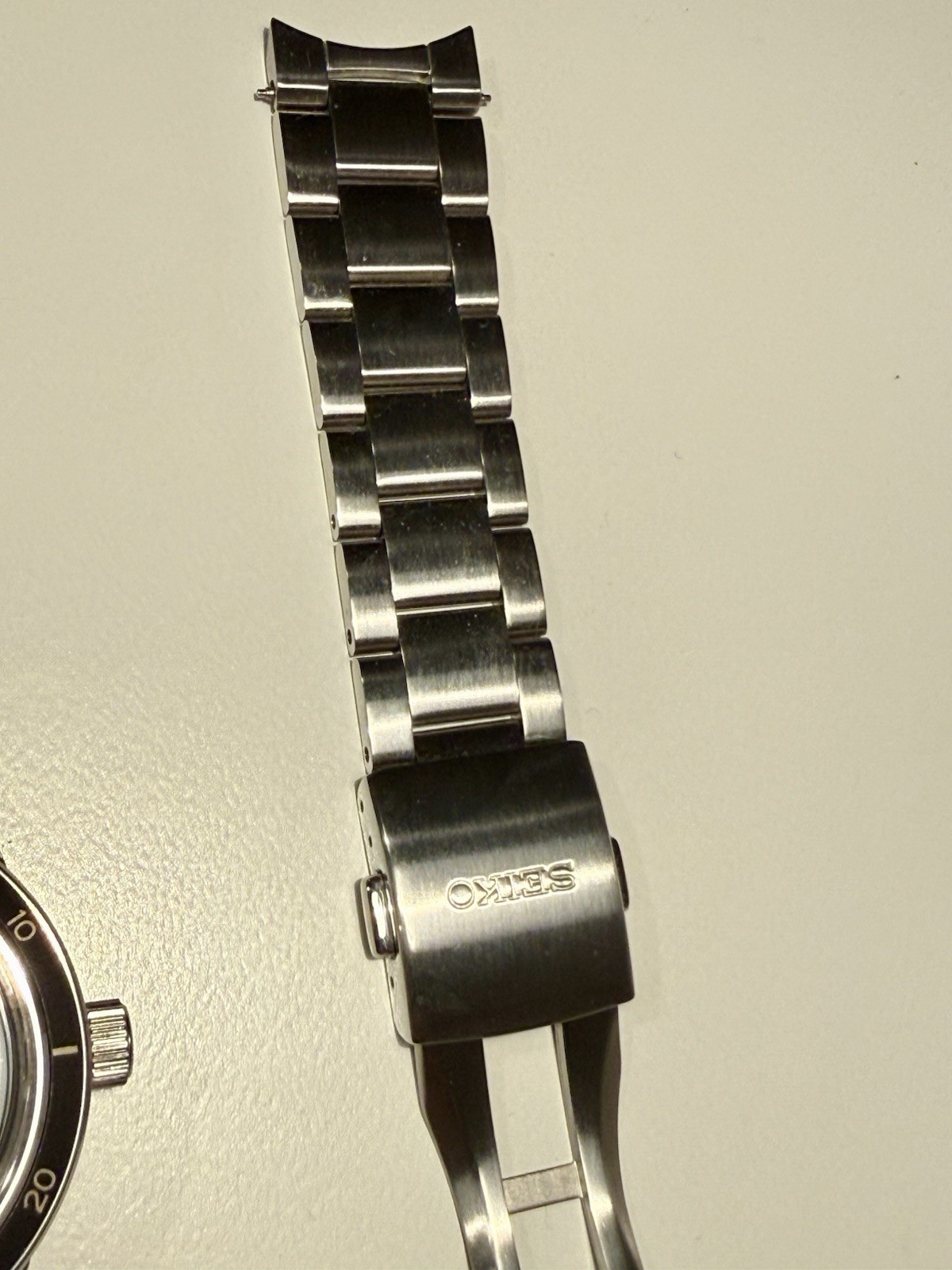 Seiko Presage Men’s Black Watch – SARY211 Automatic w Leather Strap And Bracelet