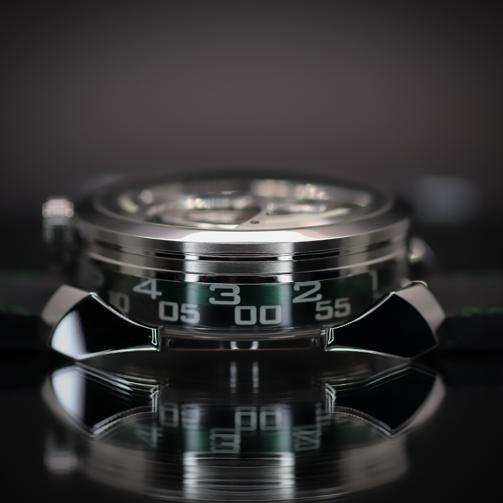 M.A.D. EDITIONS M.A.D.1 “Green” LE | Stainless Steel | Ref. M.A.D.1 Green | FS