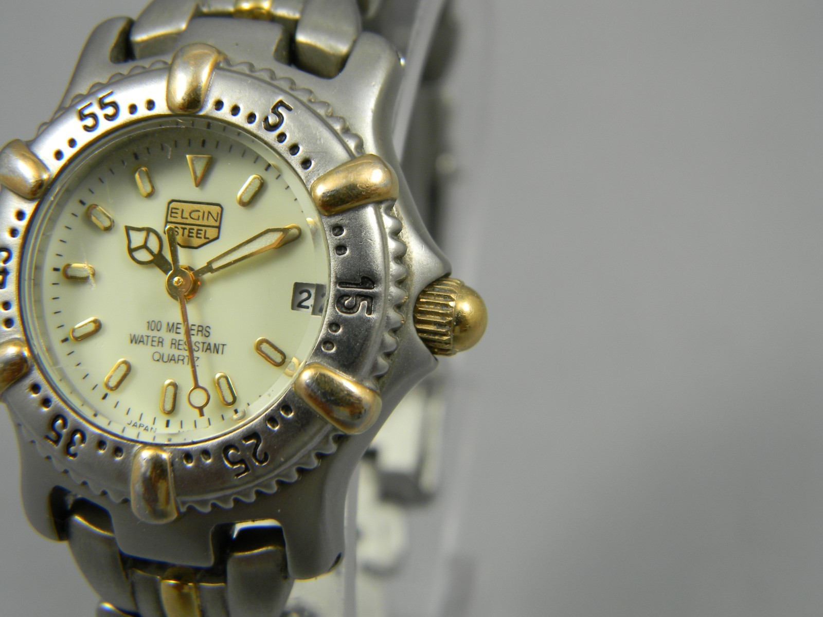 Elgin Steel Watch Women Diver Style 25mm Clasp Band 5.5″-5.75″ New Battery