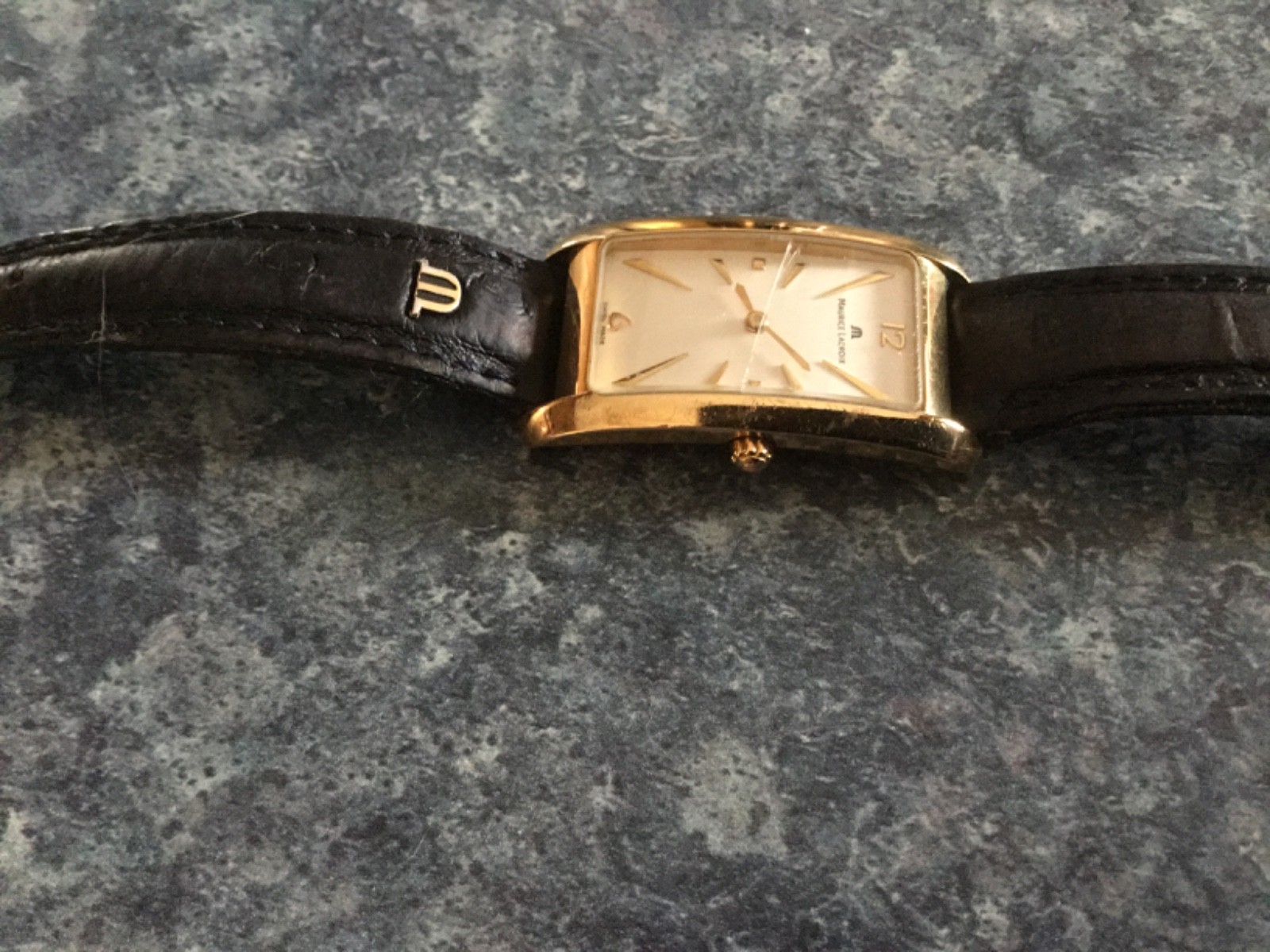 MAURICE LACROIX TANK CURVED GOLD PLATED WATCH, CRACKED CRYSTAL, RUNS