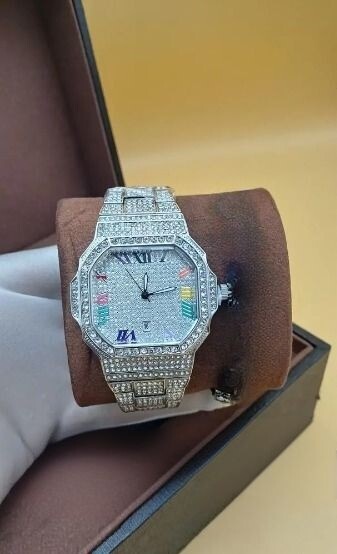 Multicolor Quartz Wrist Watch