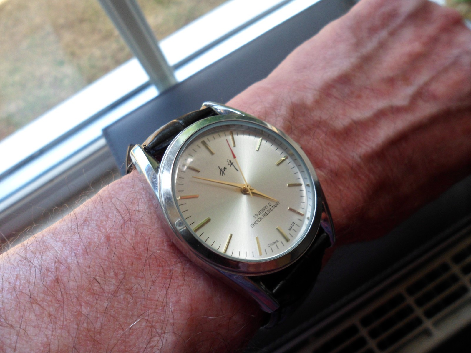 SHANGHAI ORIGINAL PEACE WATCH. HAND WIND 38mm,LOVELY DIAL.