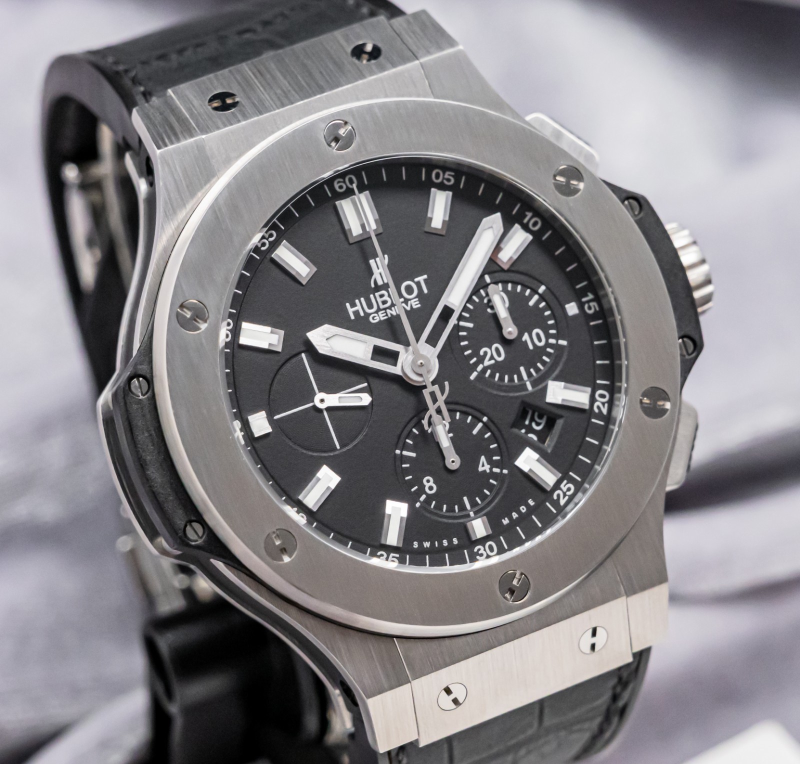Hublot Big Bang Unico Ferrari Titanium & Carbon 45 mm Deploy 401.NJ.0123.VR