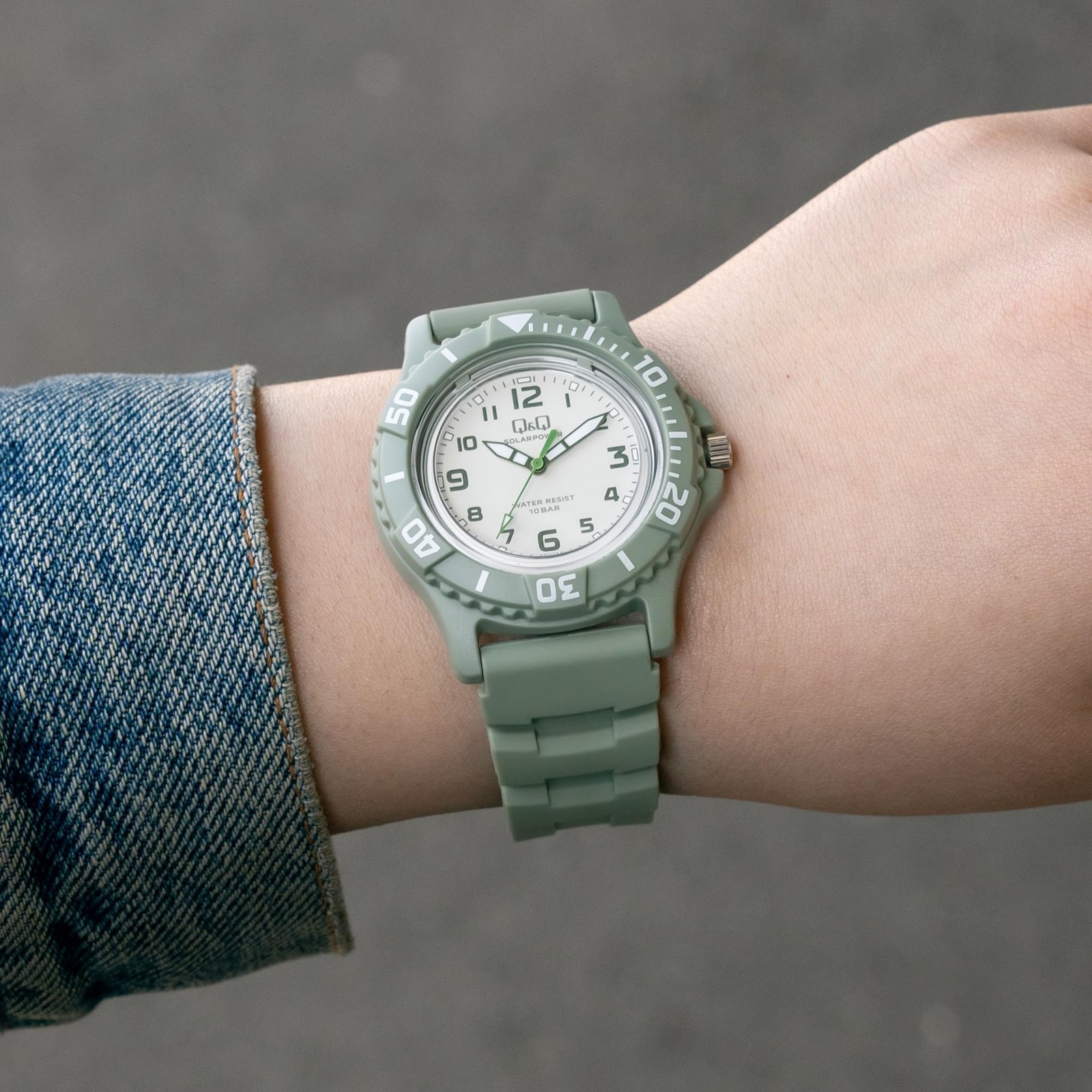CITIZEN Q&Q Solar Divers Style Watch 100m (10ATM) Green E02A-005VK