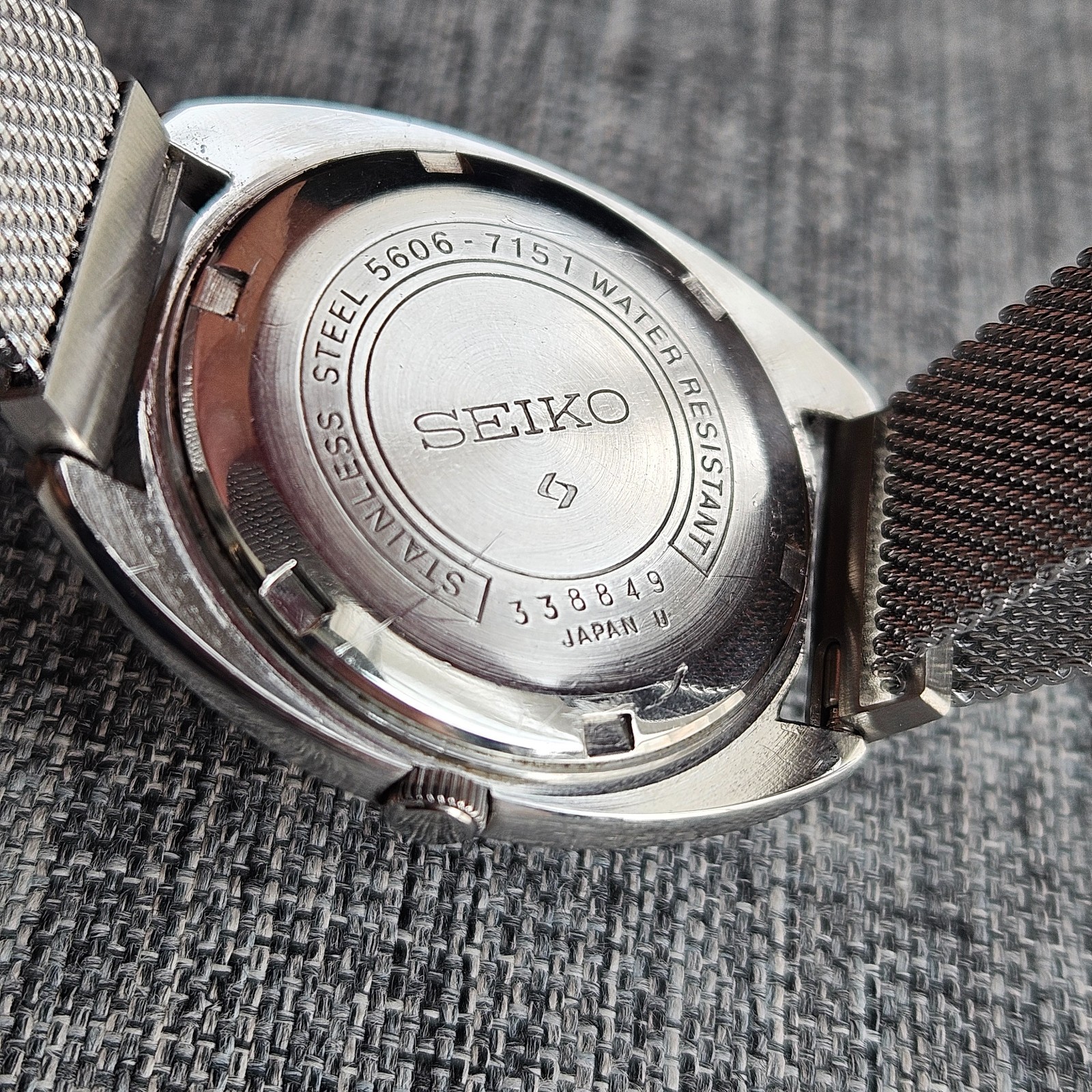 Vintage Seiko Lord Matic LM 5606-7151 Automatic 23 Jewels Grey Sunburst Dial Day
