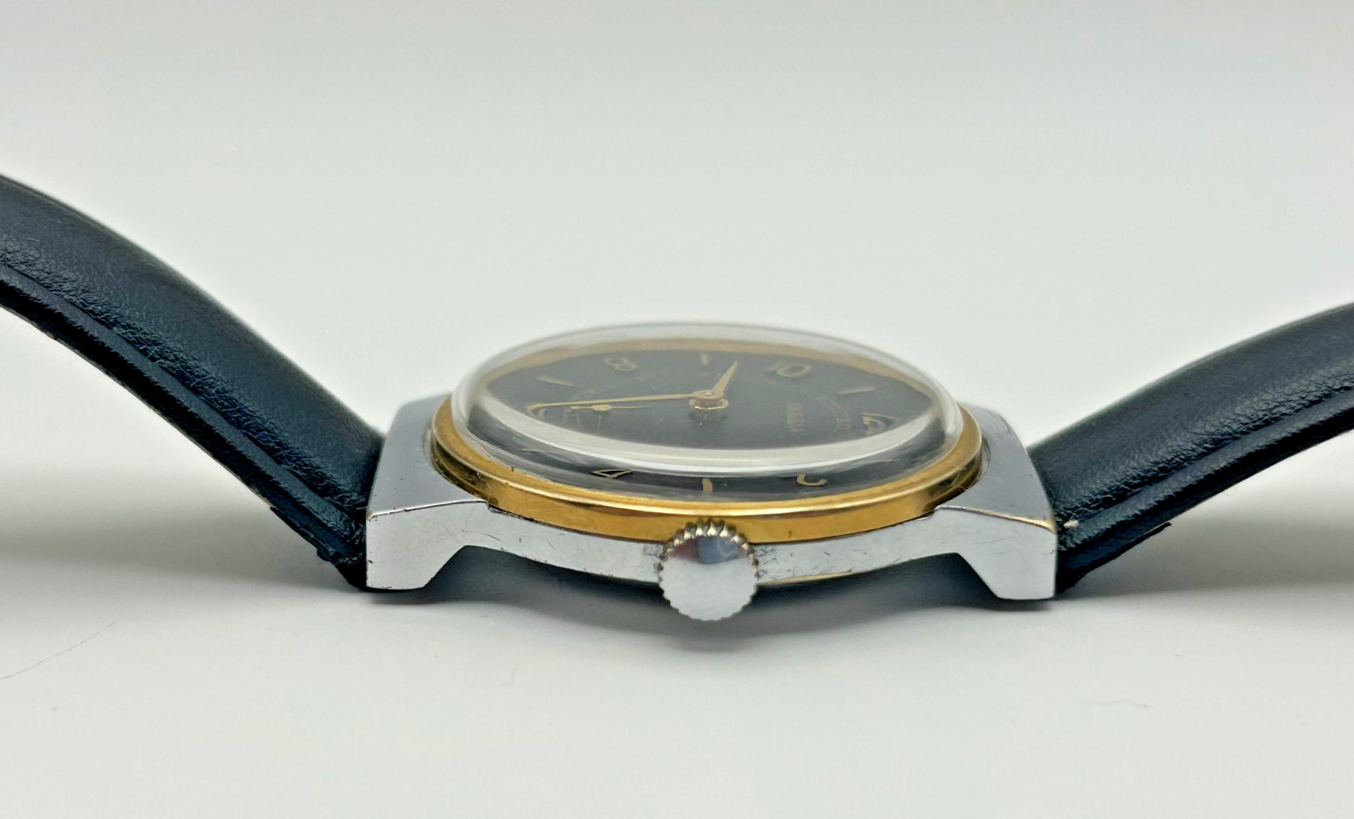 Vintage Soviet Pobeda (Победа) Black Dial Mechanical Watch | ZIM 2602 | 15 Jewel