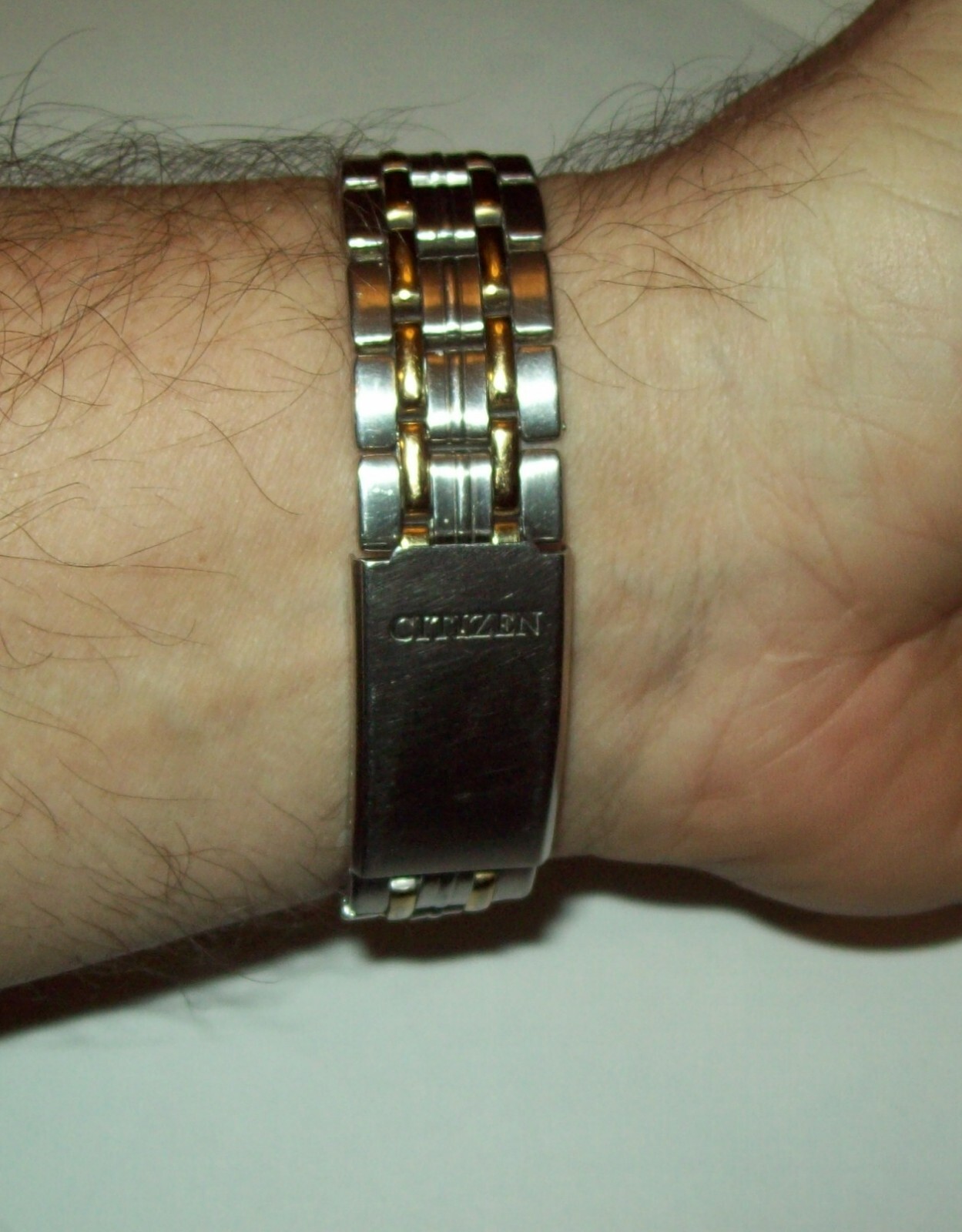 Citizen 1102 Mens Watch Luxurious Tapisserie Dial Day Date Runs Perfectly Sweet!