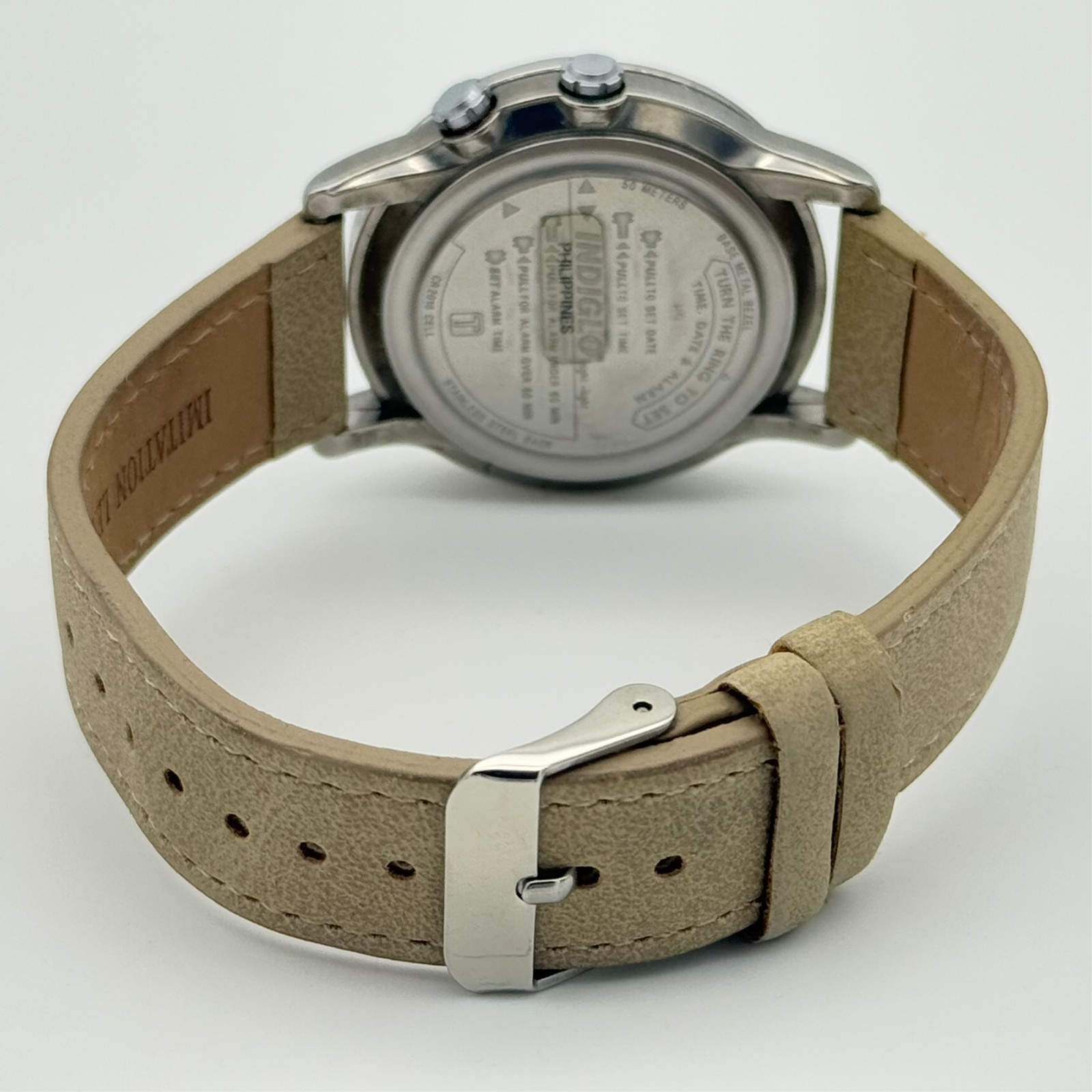 Vintage 2000 Men’s TIMEX Silver Tone Indiglo Analog Alarm 39mm Watch, Sand Strap
