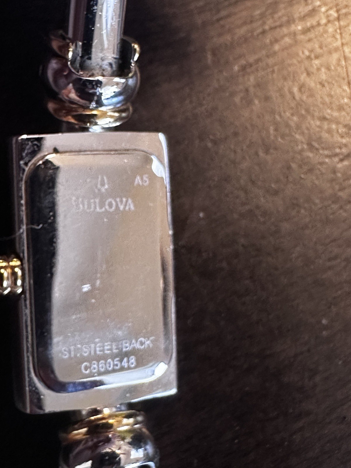Bulova Classic Watch Elegant Timepiece Excellent Condition