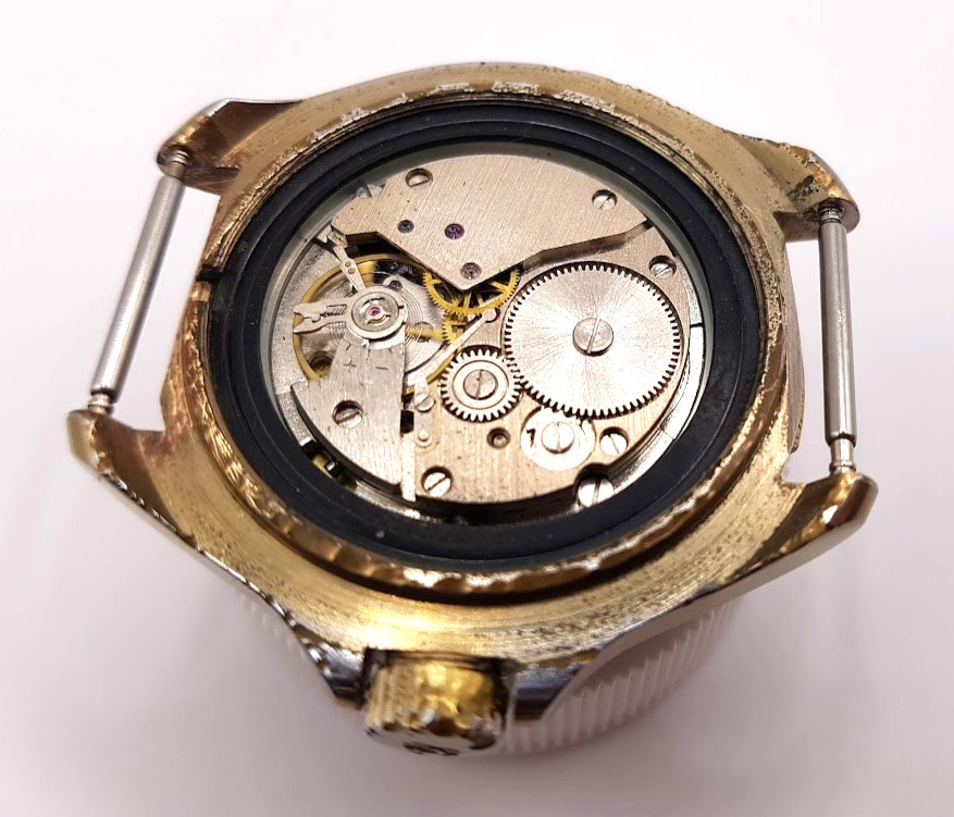 LEGENDARY RUSSIAN VINTAGE MENS WATCH VOSTOK KOMANDIRSKIYe MECHANICAL WORKING RAR