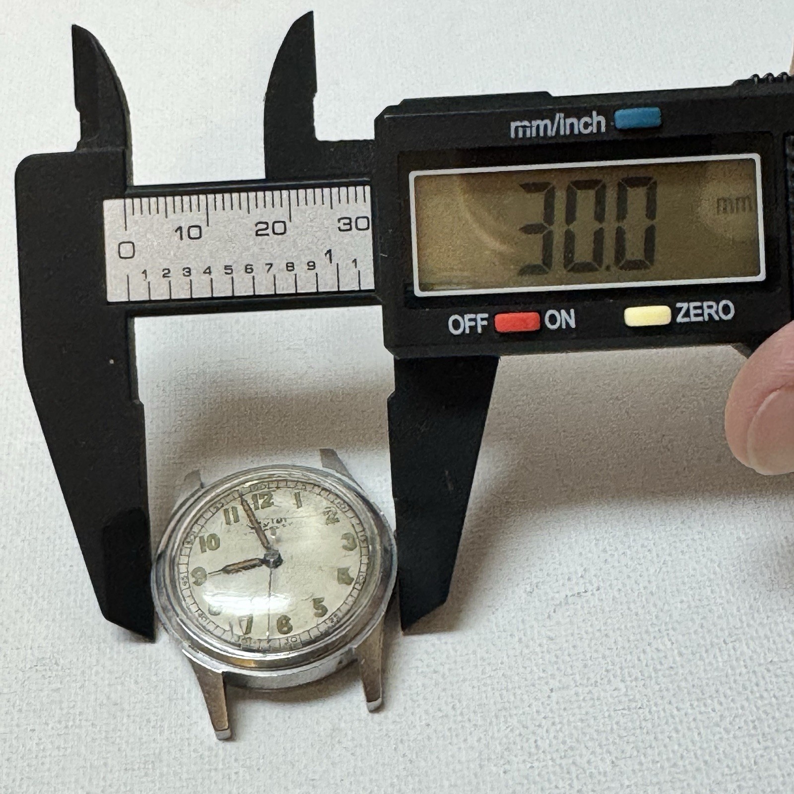 Wyler Incaflex 30mm WWII Era Watch Wittnauer Swiss Movement RUNNING