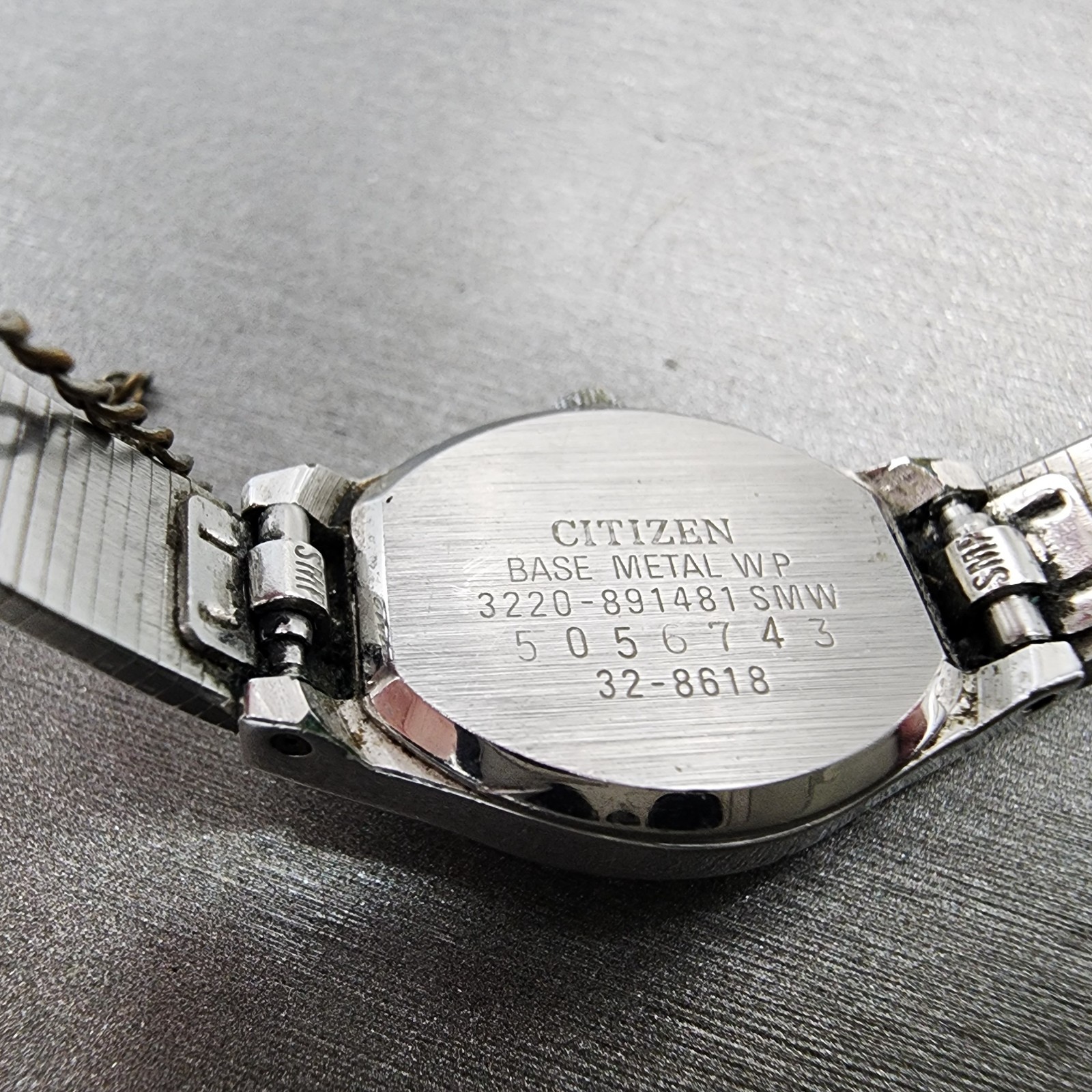 Citizen CQ Watch Women 16mm Silver Dial Silver Tone Square 3220-891481 New Batt