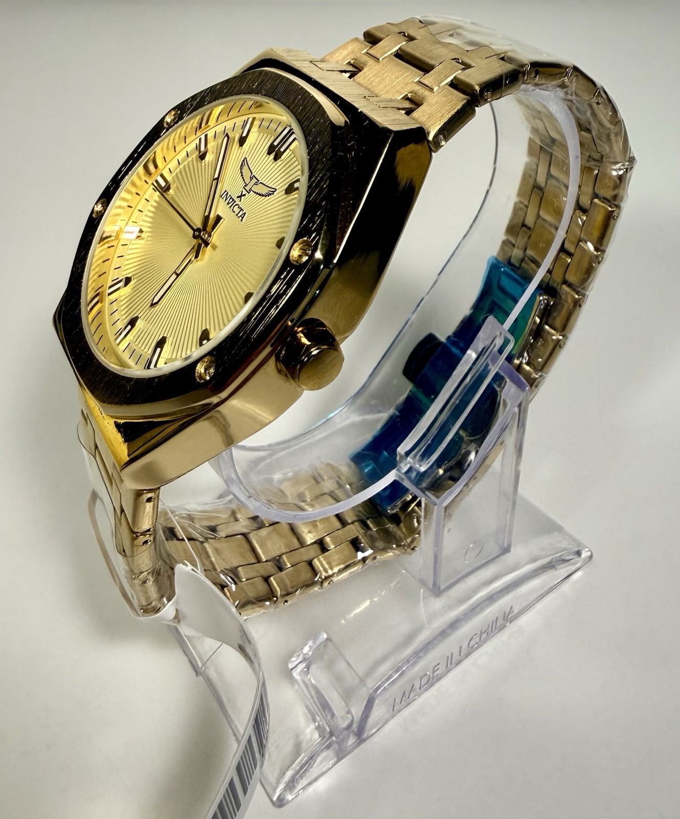 Invicta Specialty I Mens All Gold Tone Dial Metal Bracelet Quartz Watch 69962